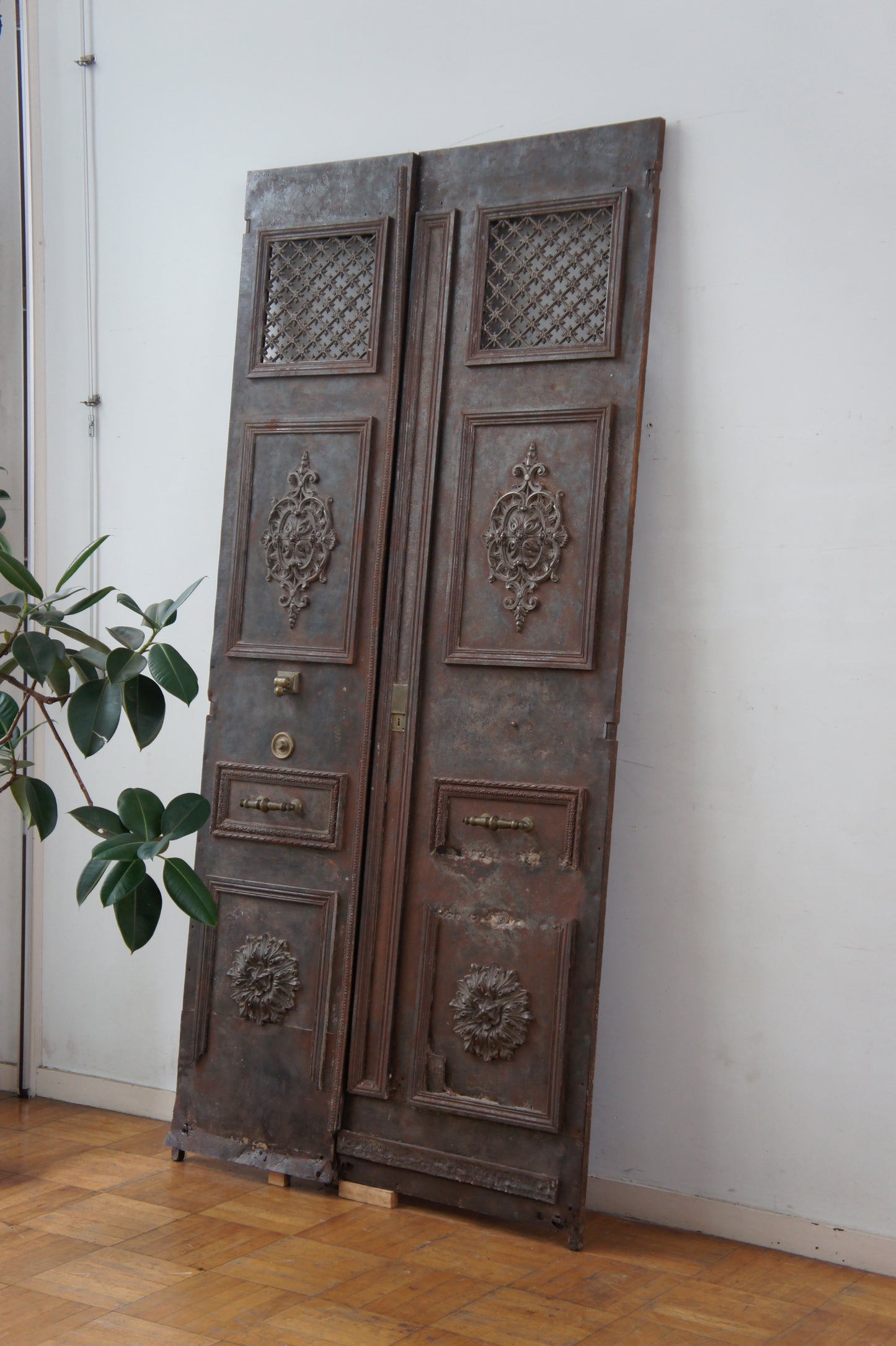 Iron double entrance door