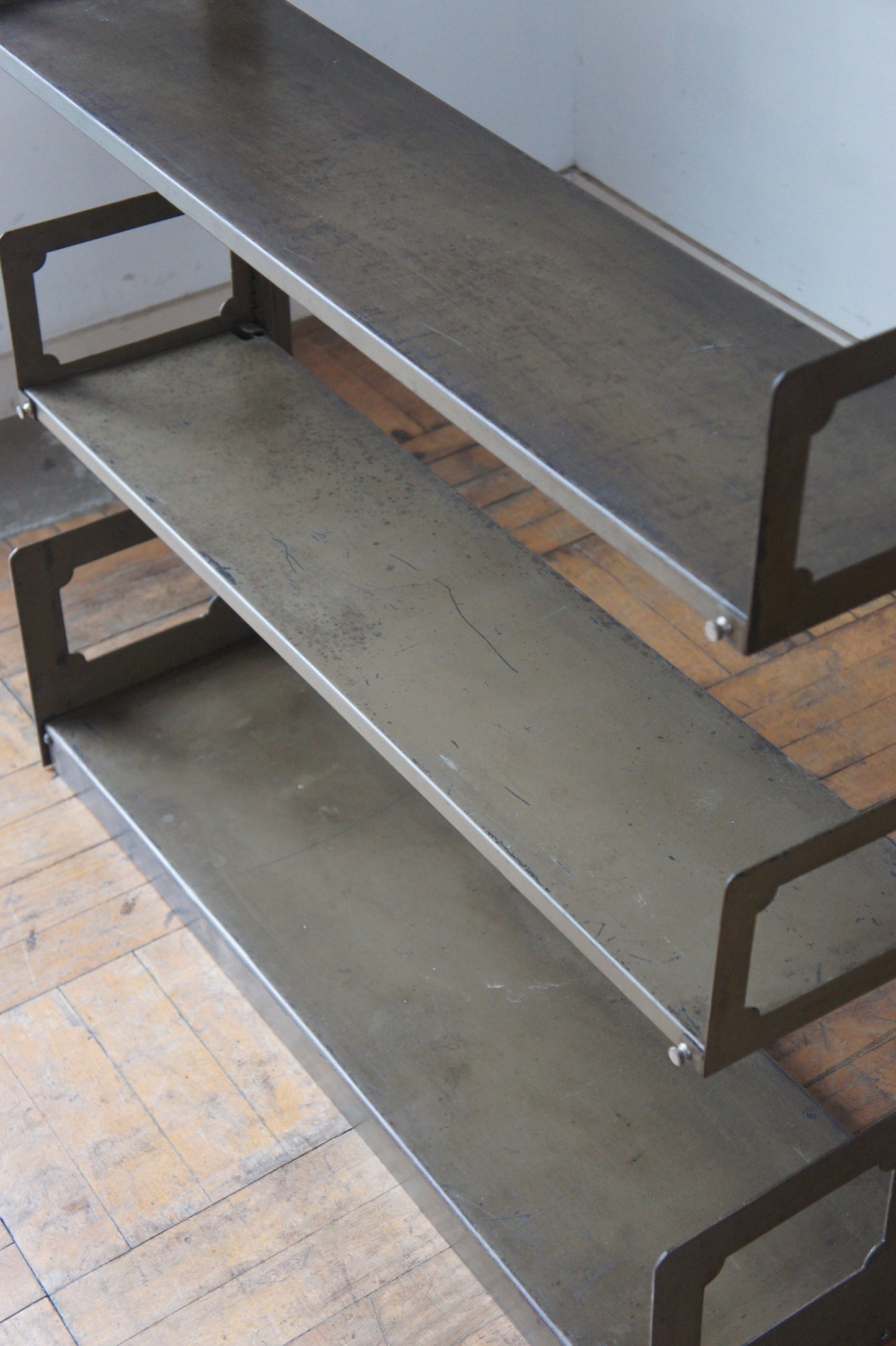 STRAFOR Bibliothèque Shelves