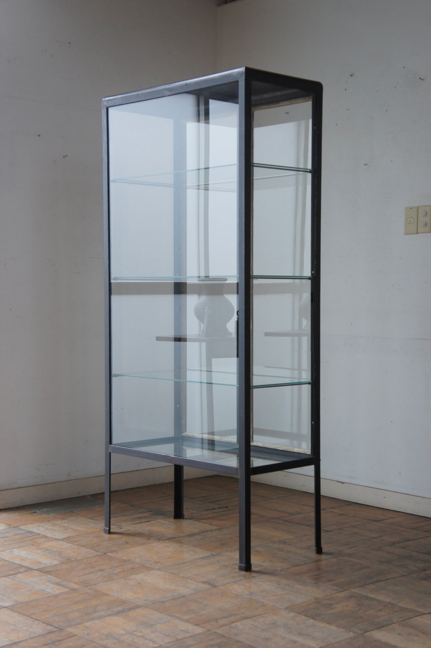Metal display glass cabinet 80