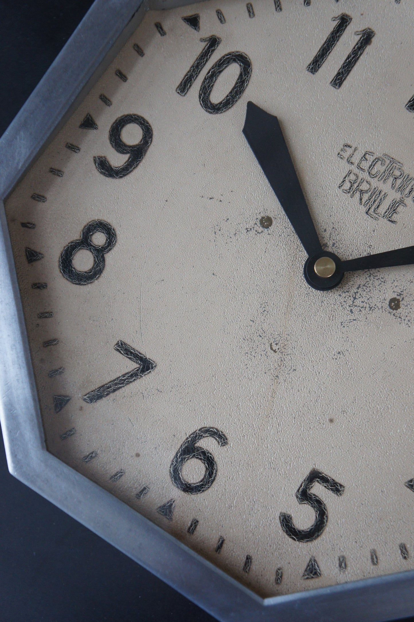 BRILLIÉ Wall Clock / octogone brut