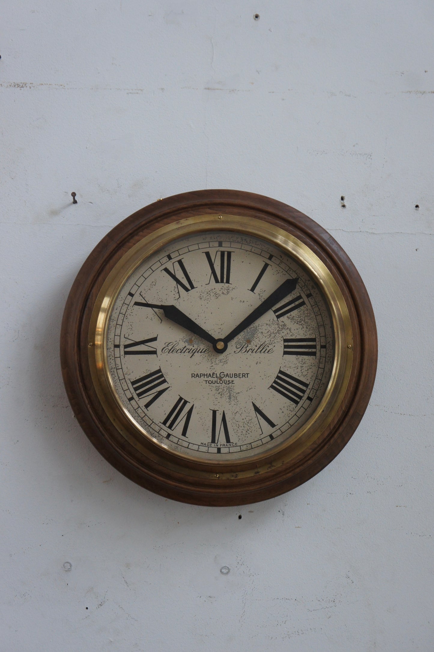 BRILLIÉ Wall Clock / Beech