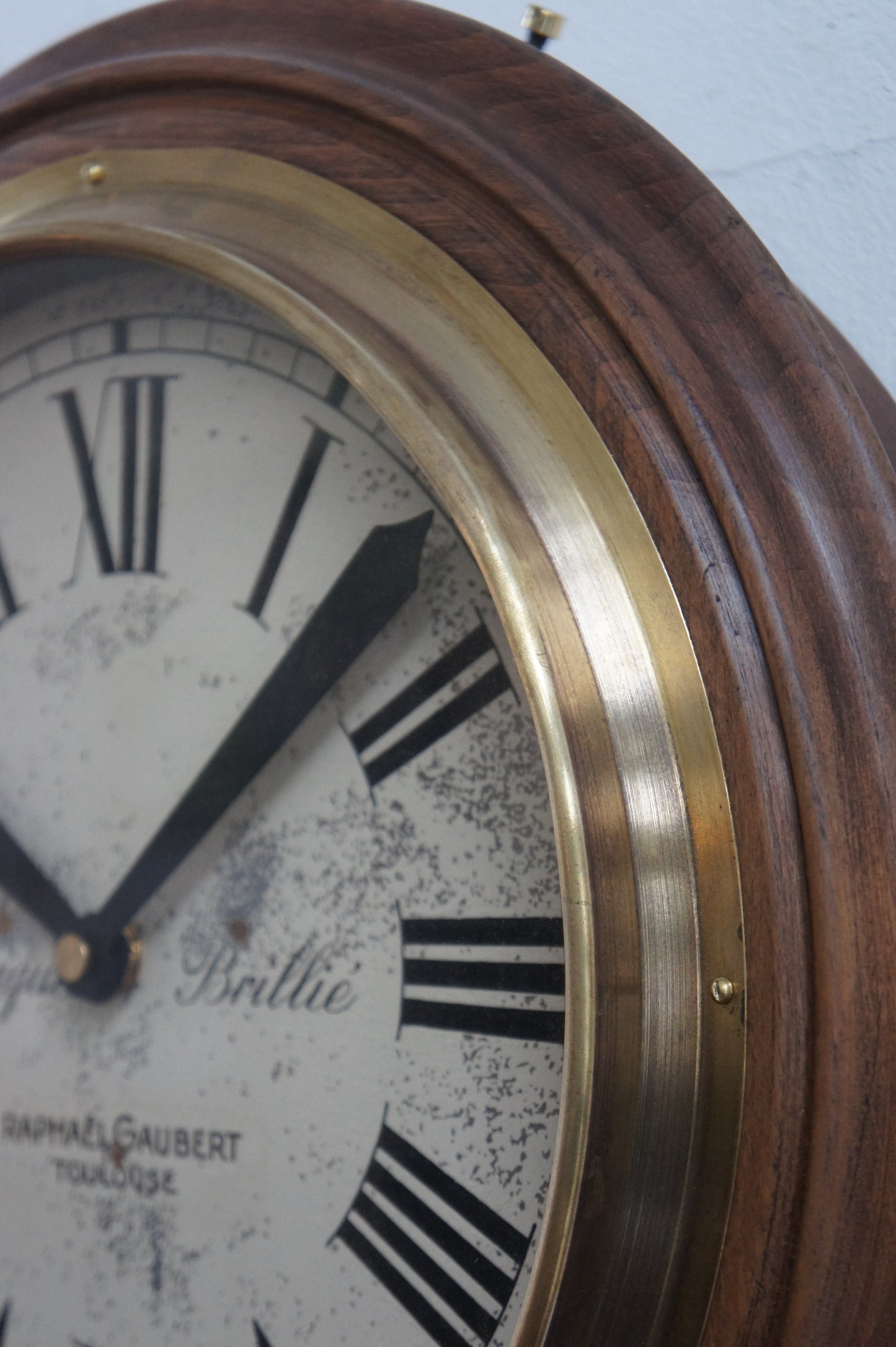 BRILLIÉ Wall Clock / Beech