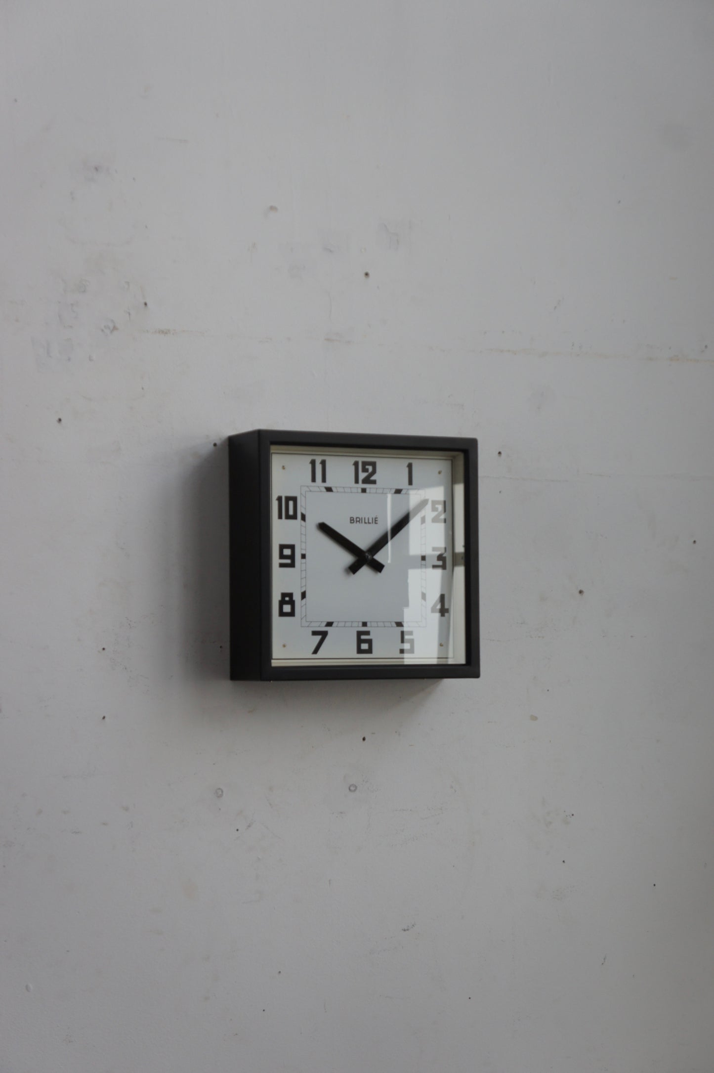 BRILLIÉ Wall Clock / square