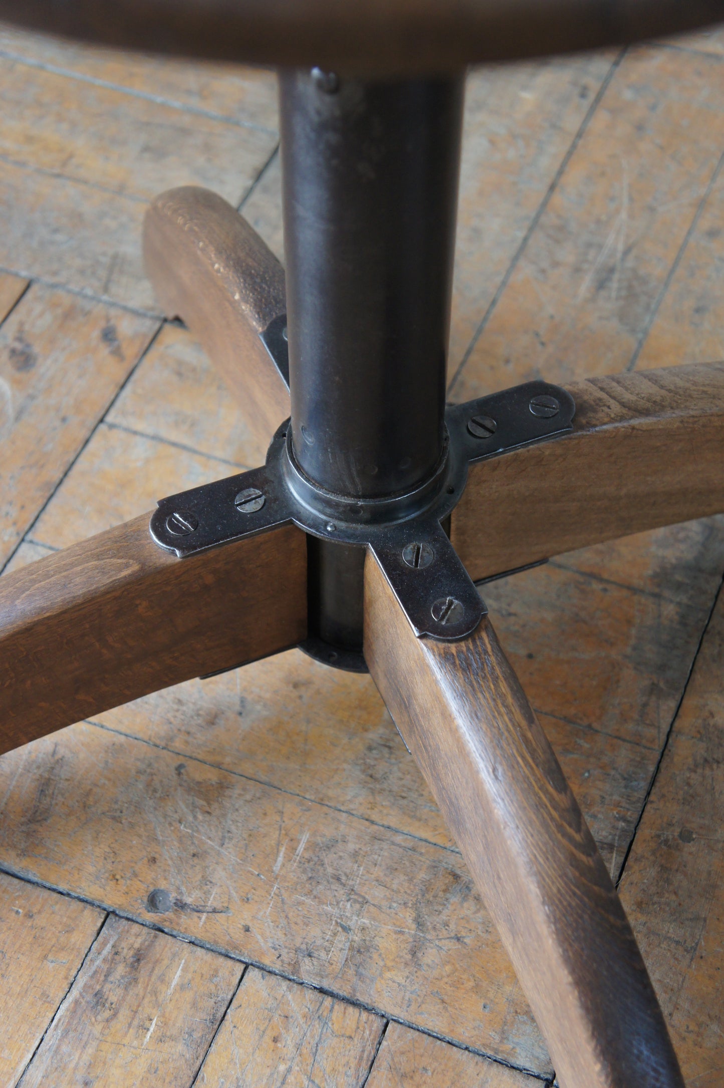 Adjustable Oak Work Stool
