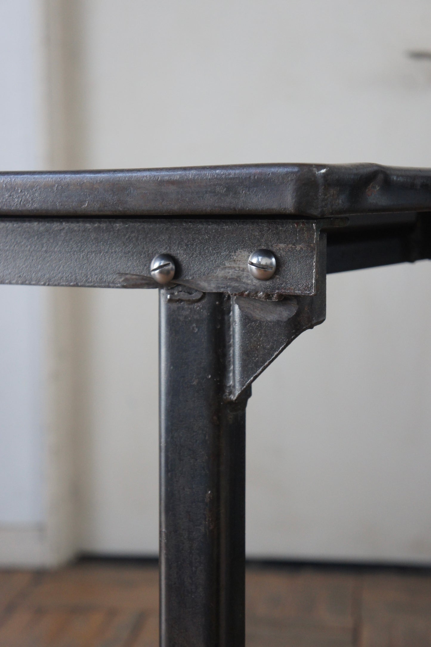 MILITARY Metal table