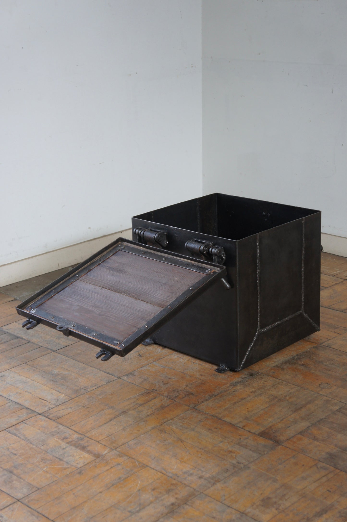 Metal Storage Box