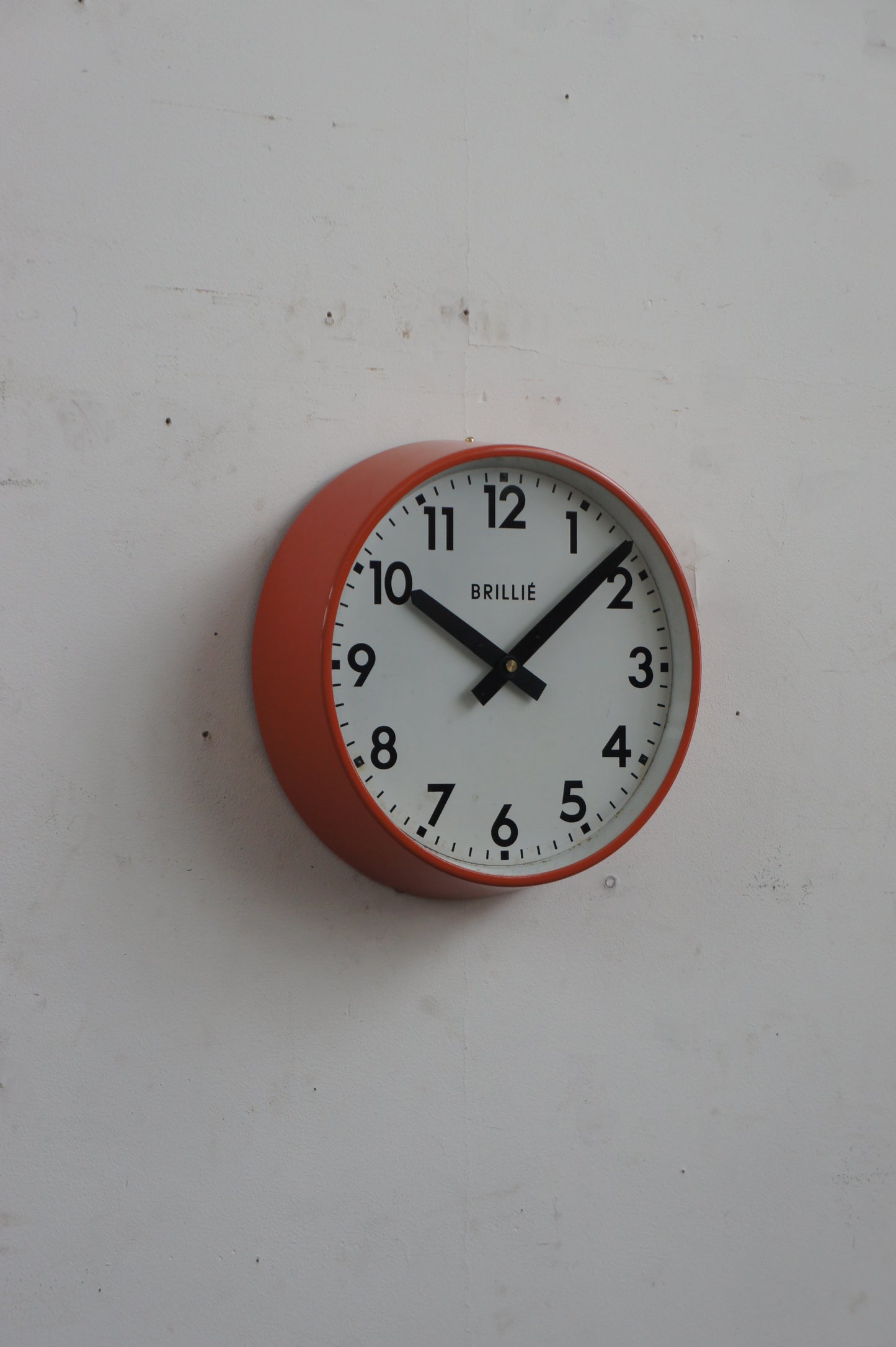 BRILLIÉ Wall clock / orangé