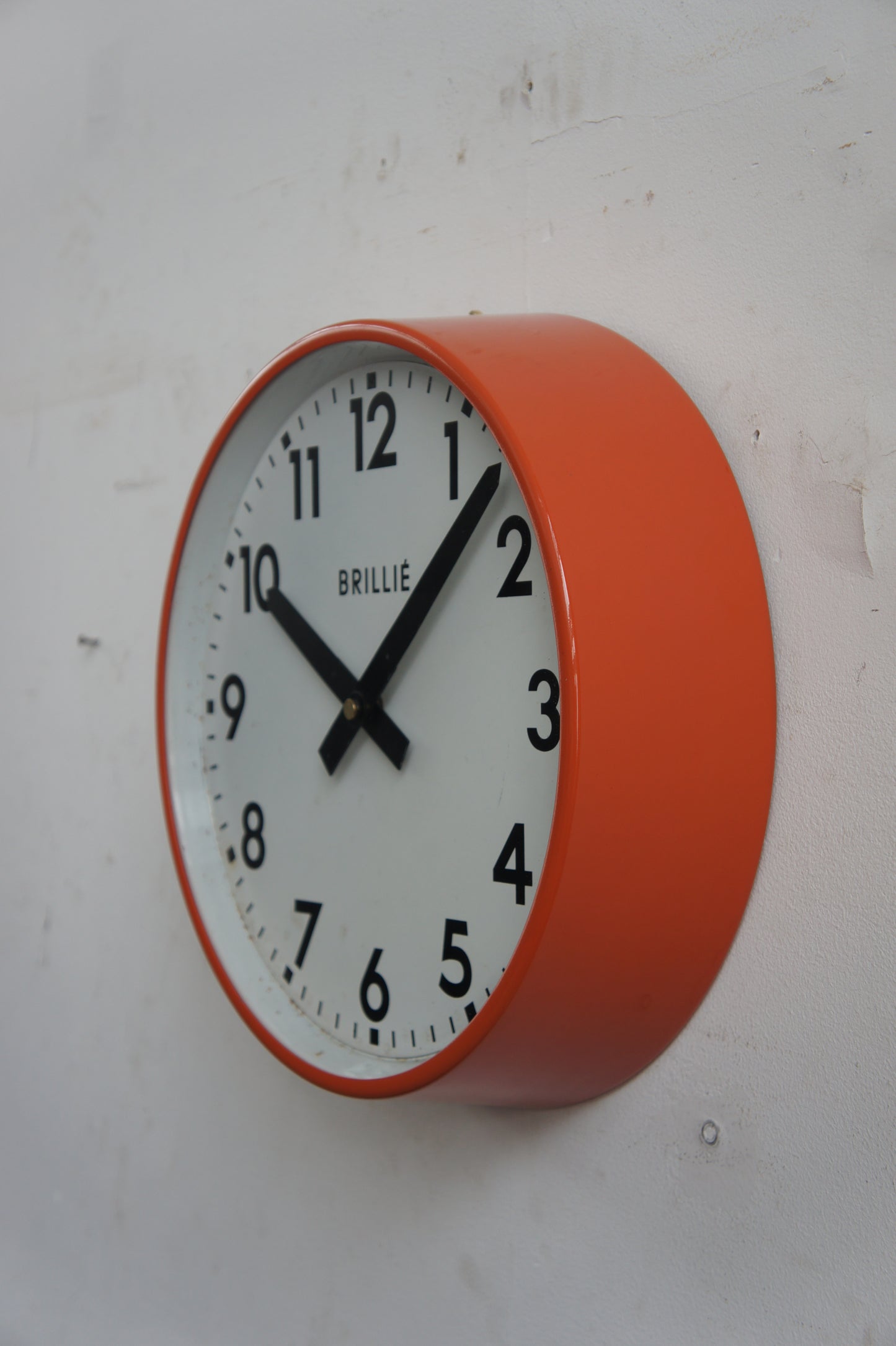 BRILLIÉ Wall clock / orangé