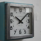 BRILLIÉ Wall Clock / carré turquoise