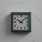 BRILLIÉ Wall Clock / carré turquoise