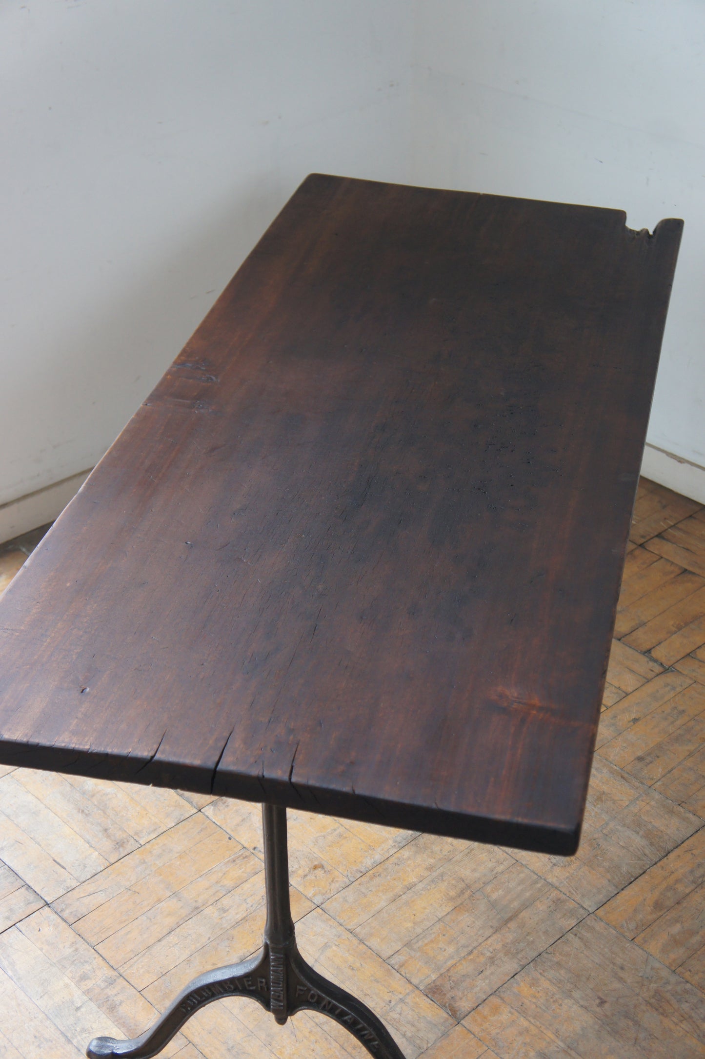 BAUMANN Iron leg table