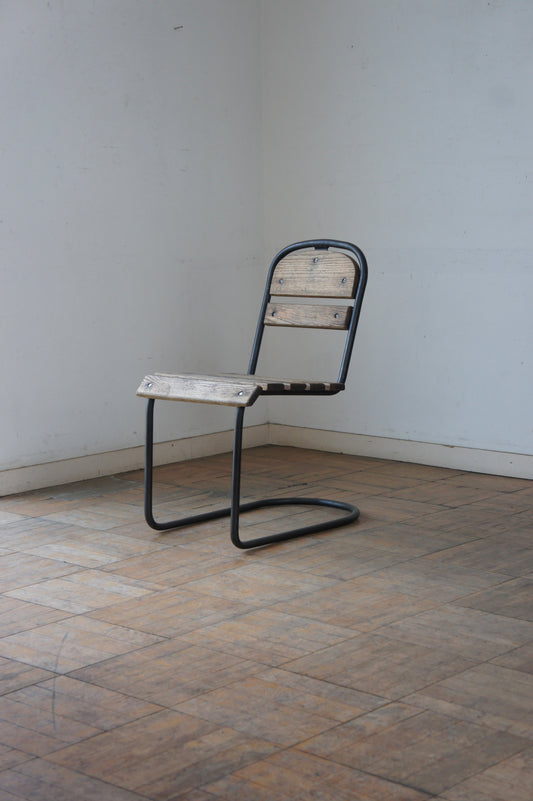 Cantilever Garden chair [C]