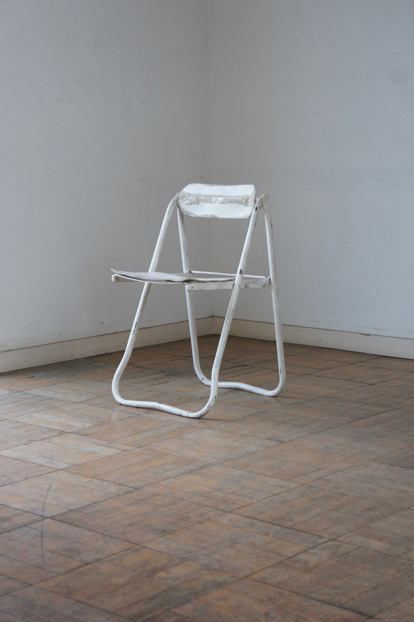 Bienaise Folding Chair / 1st Model