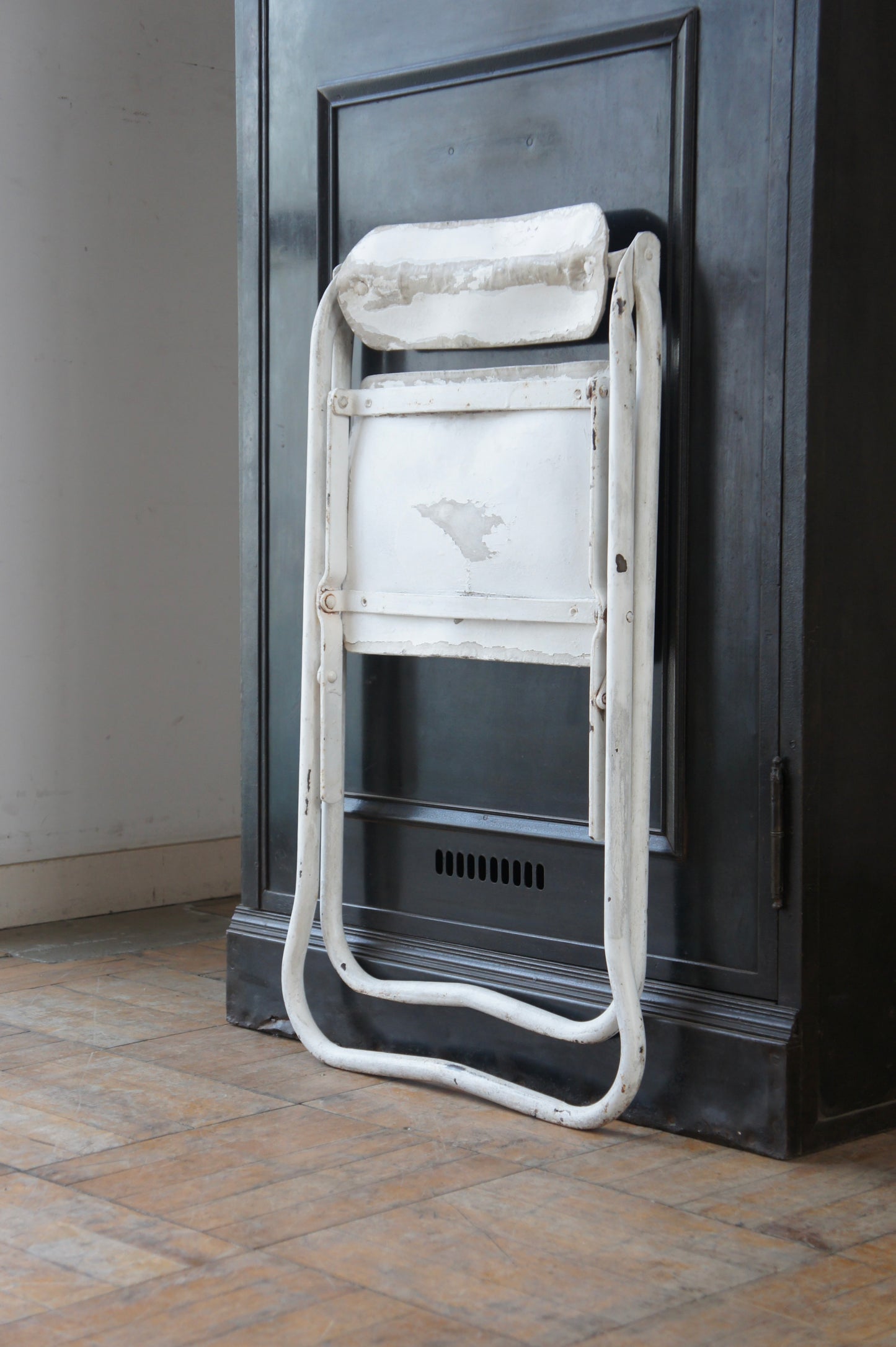 Bienaise Folding Chair / 1st Model