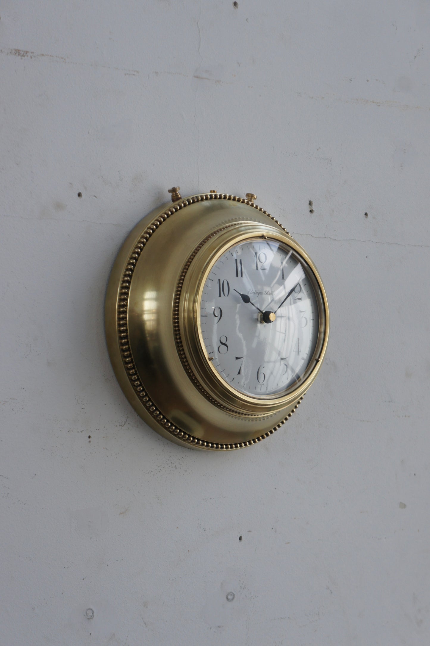 BRILLIÉ Wall Clock / Laiton brut
