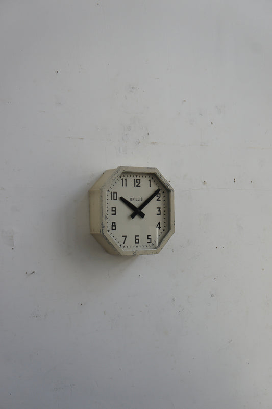 BRILLIÉ Wall Clock / octogone light ivory