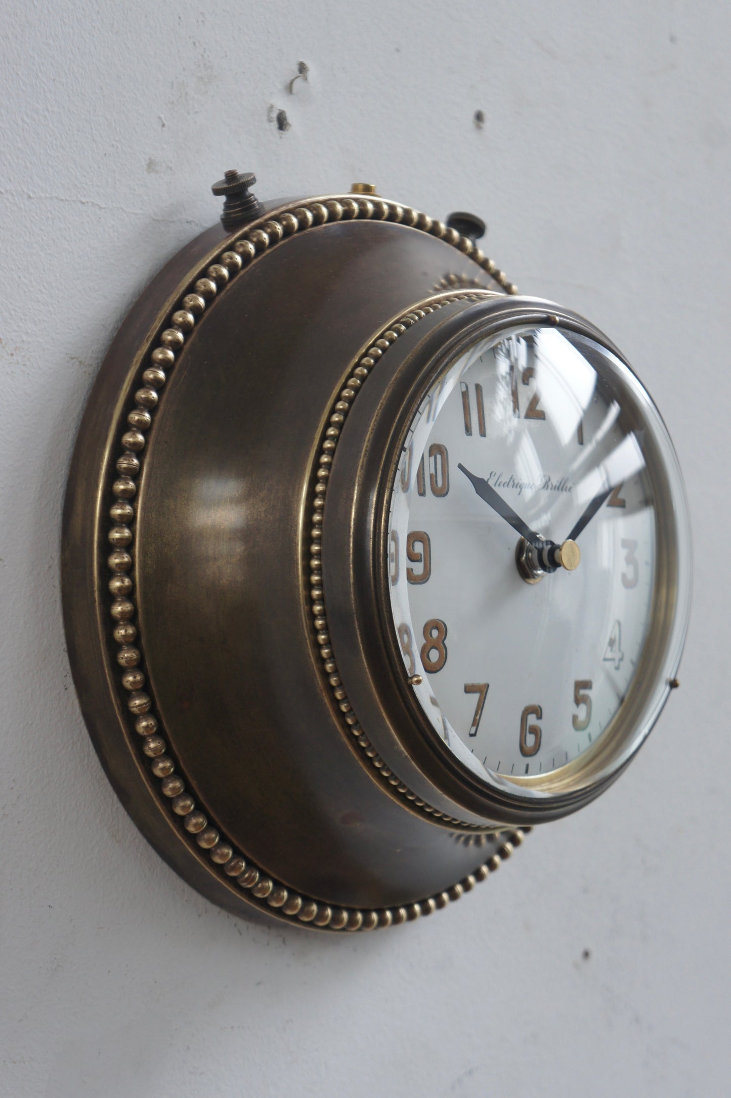 BRILLIÉ Wall Clock / Laiton patiné
