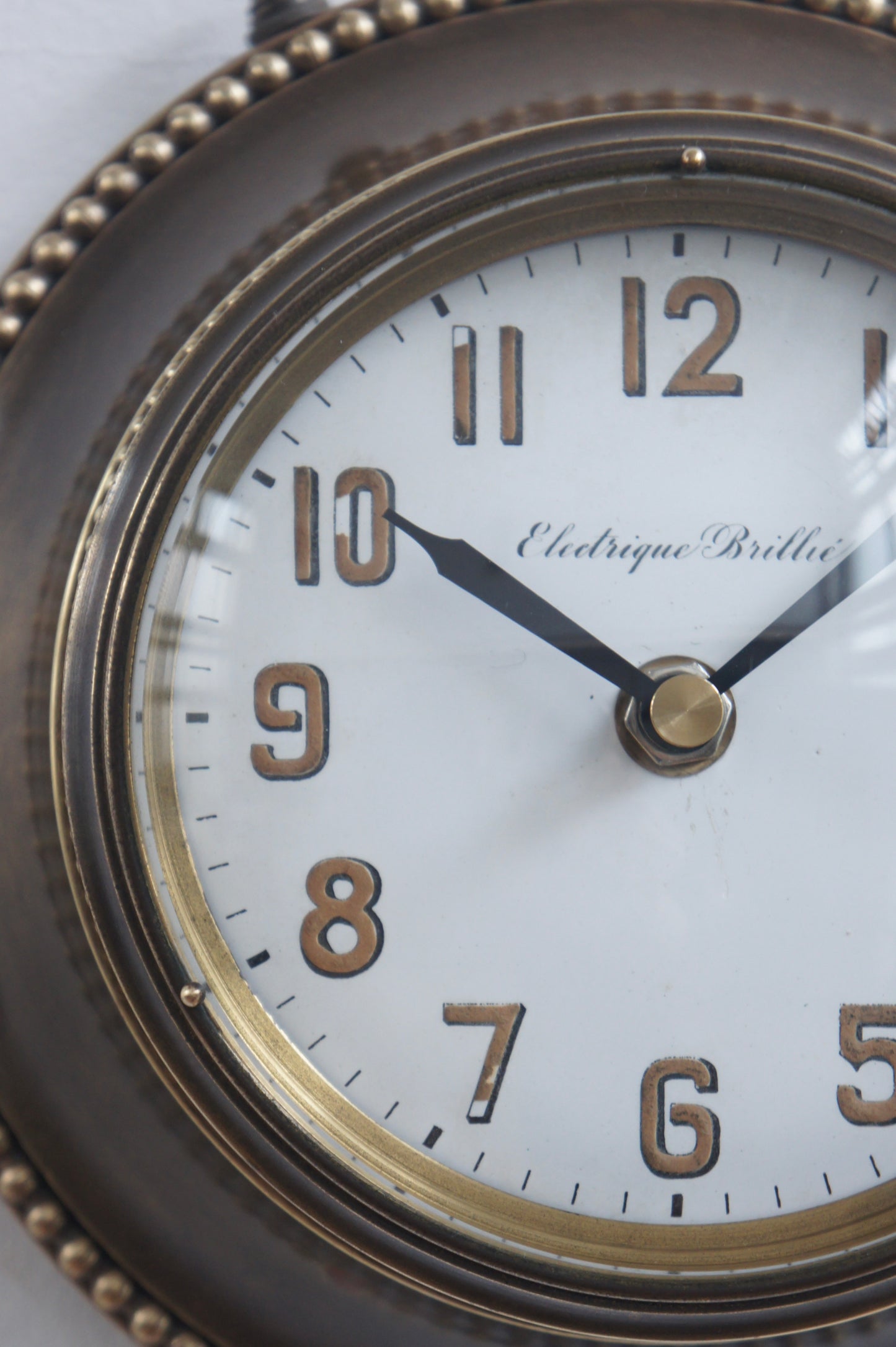 BRILLIÉ Wall Clock / Laiton patiné