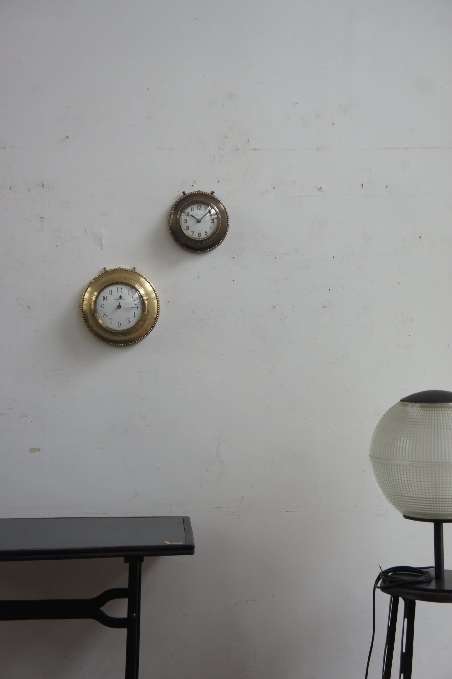 BRILLIÉ Wall Clock / Laiton patiné