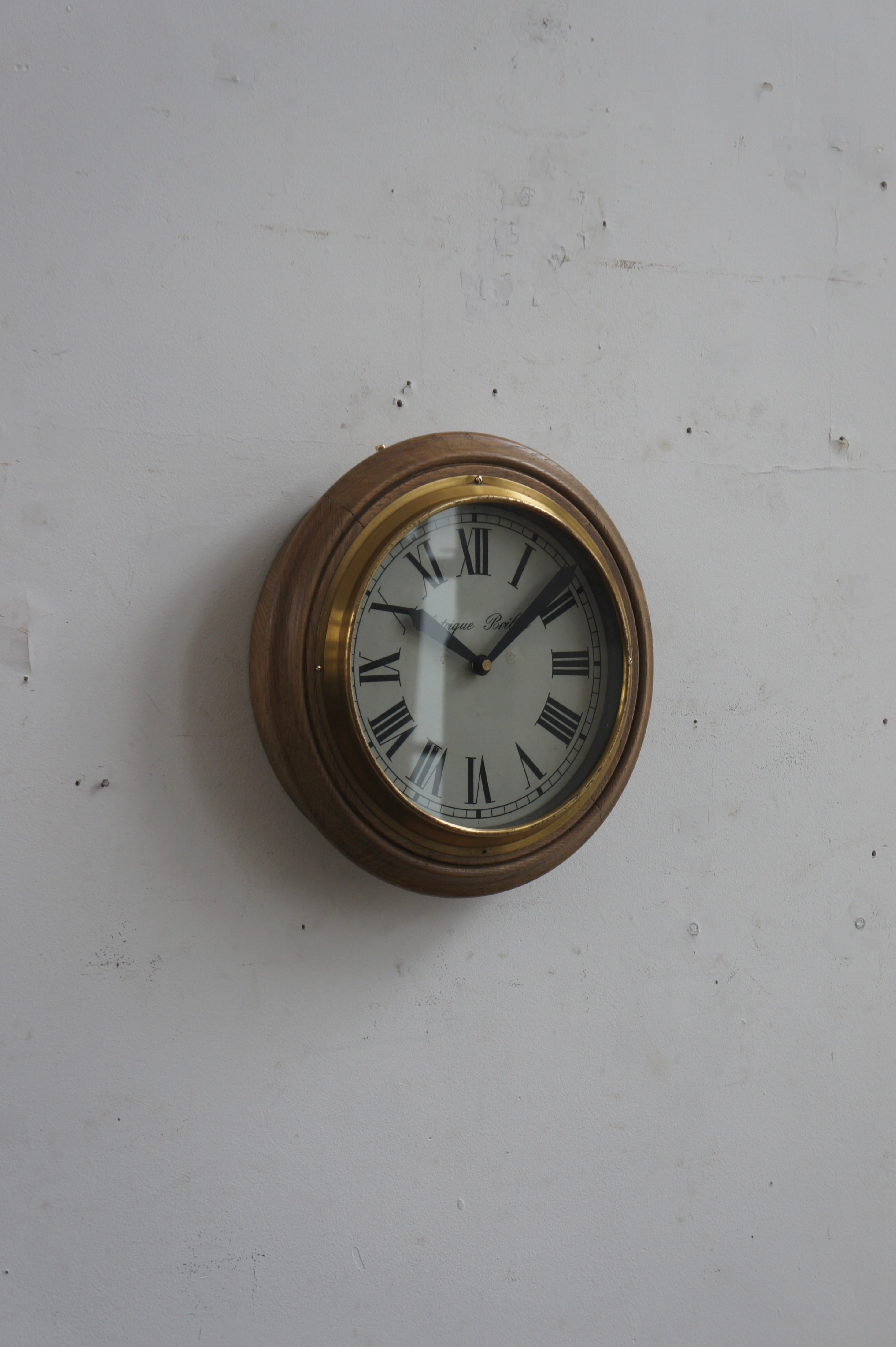 BRILLIÉ Wall Clock / Chêne – fertravail