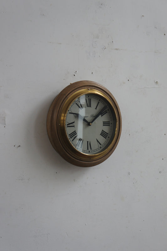 BRILLIÉ Wall Clock / Chêne