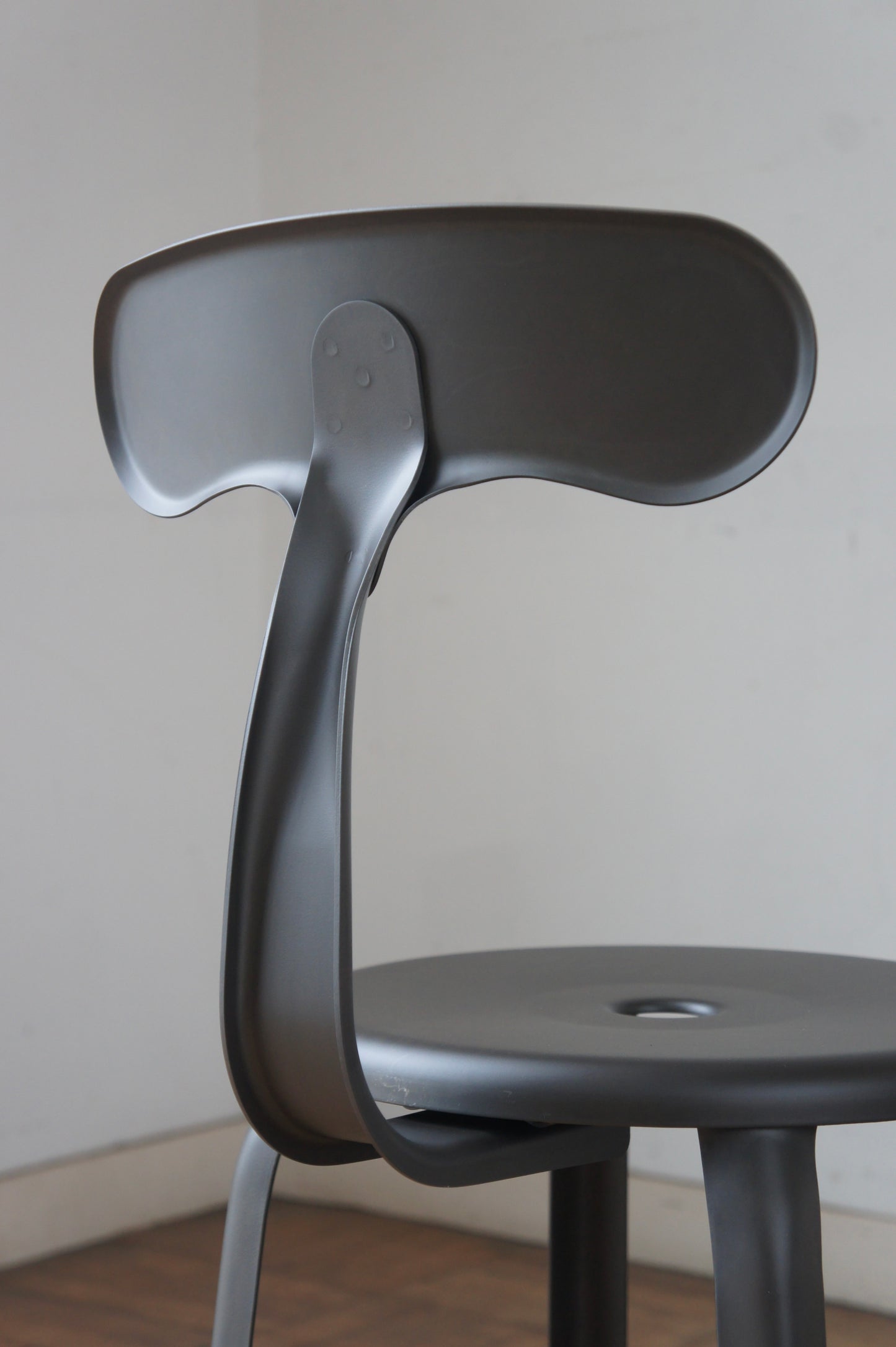 NICOLLE Chair H45 / Steel