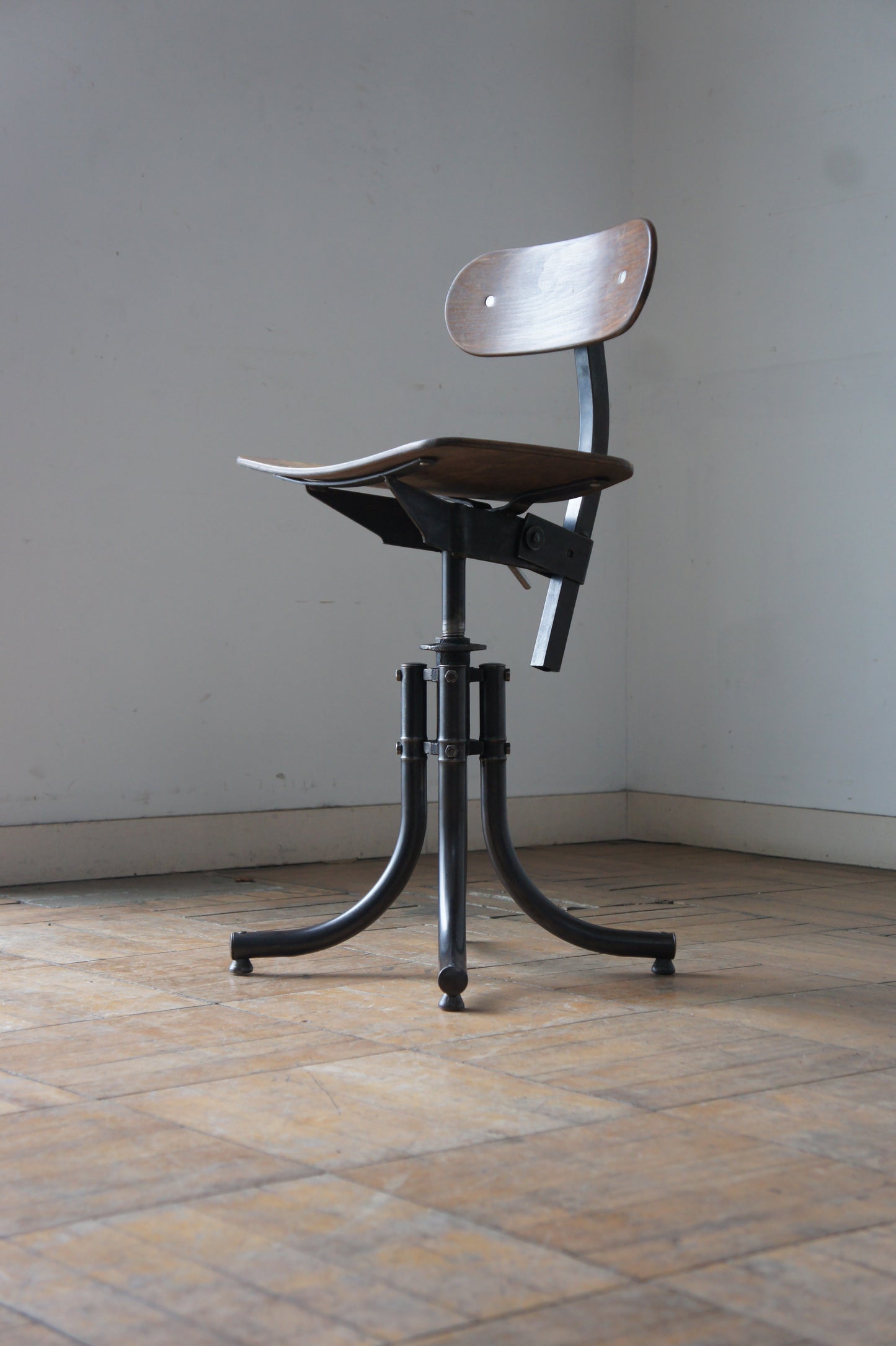 BIENAISE Chair N°232