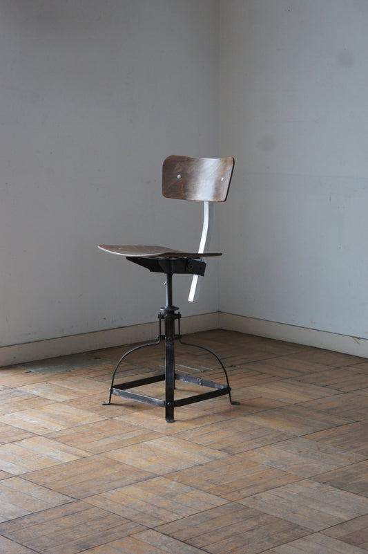BIENAISE Chair N°204