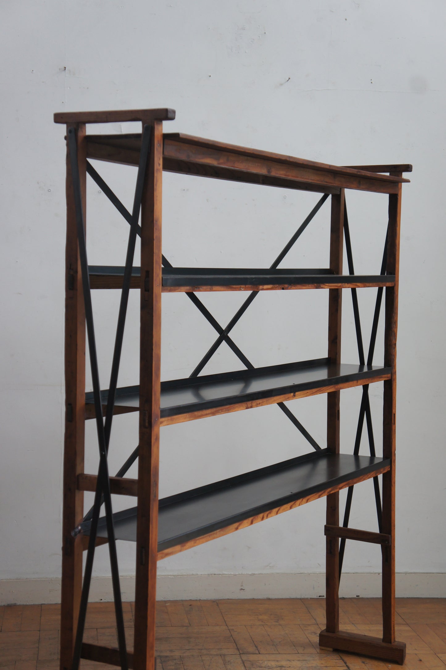 Wooden shelf 1450