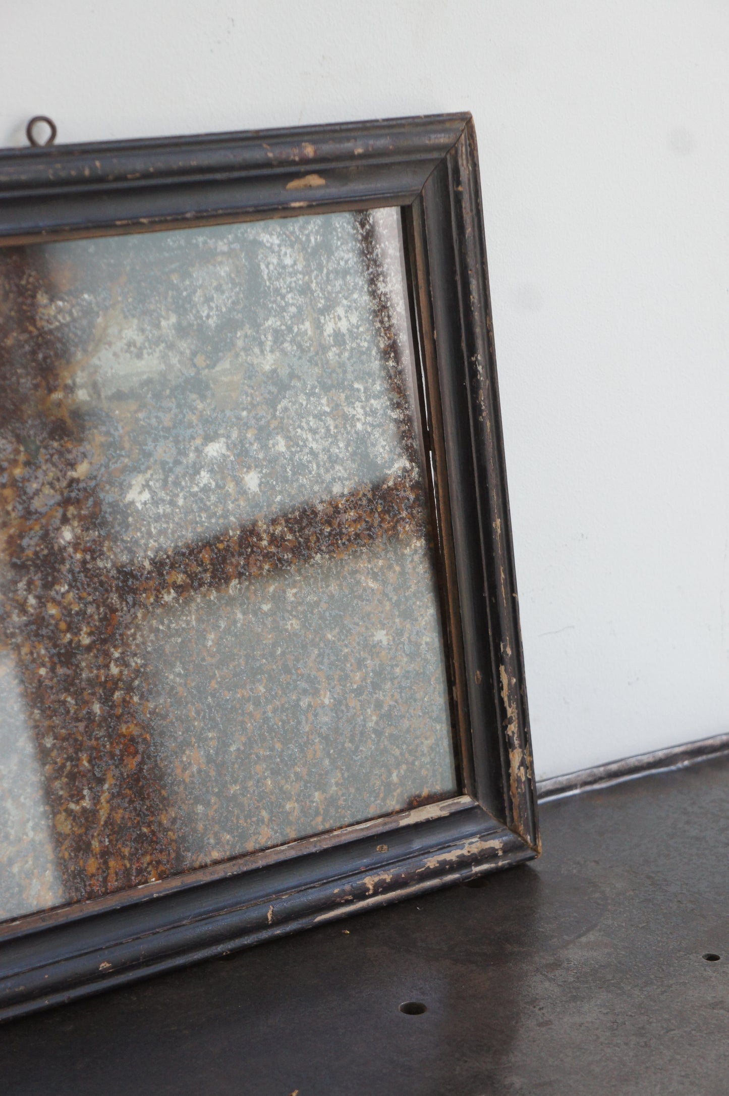 Frame with rusty iron plate A