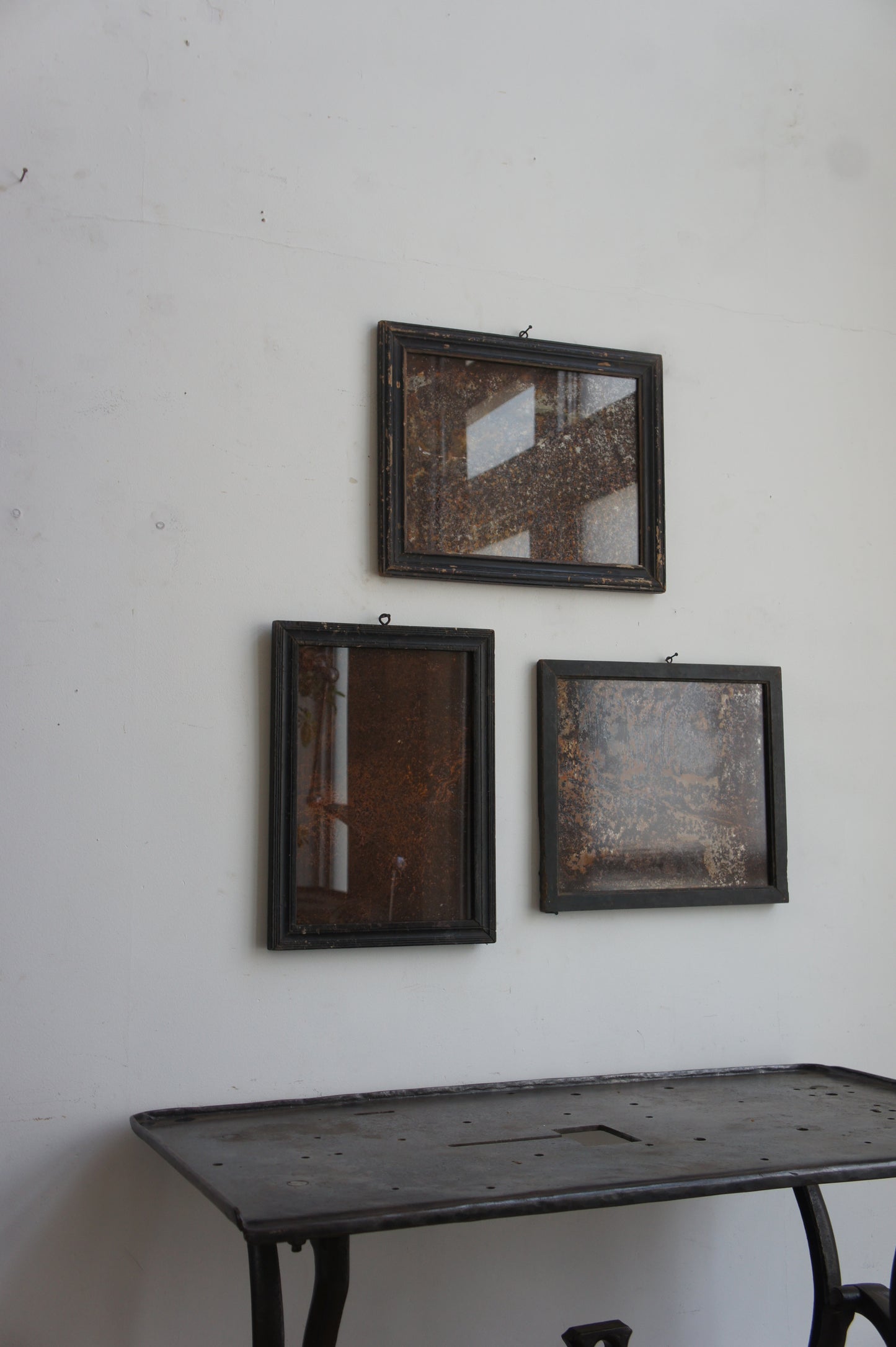 Frame with rusty iron plate A