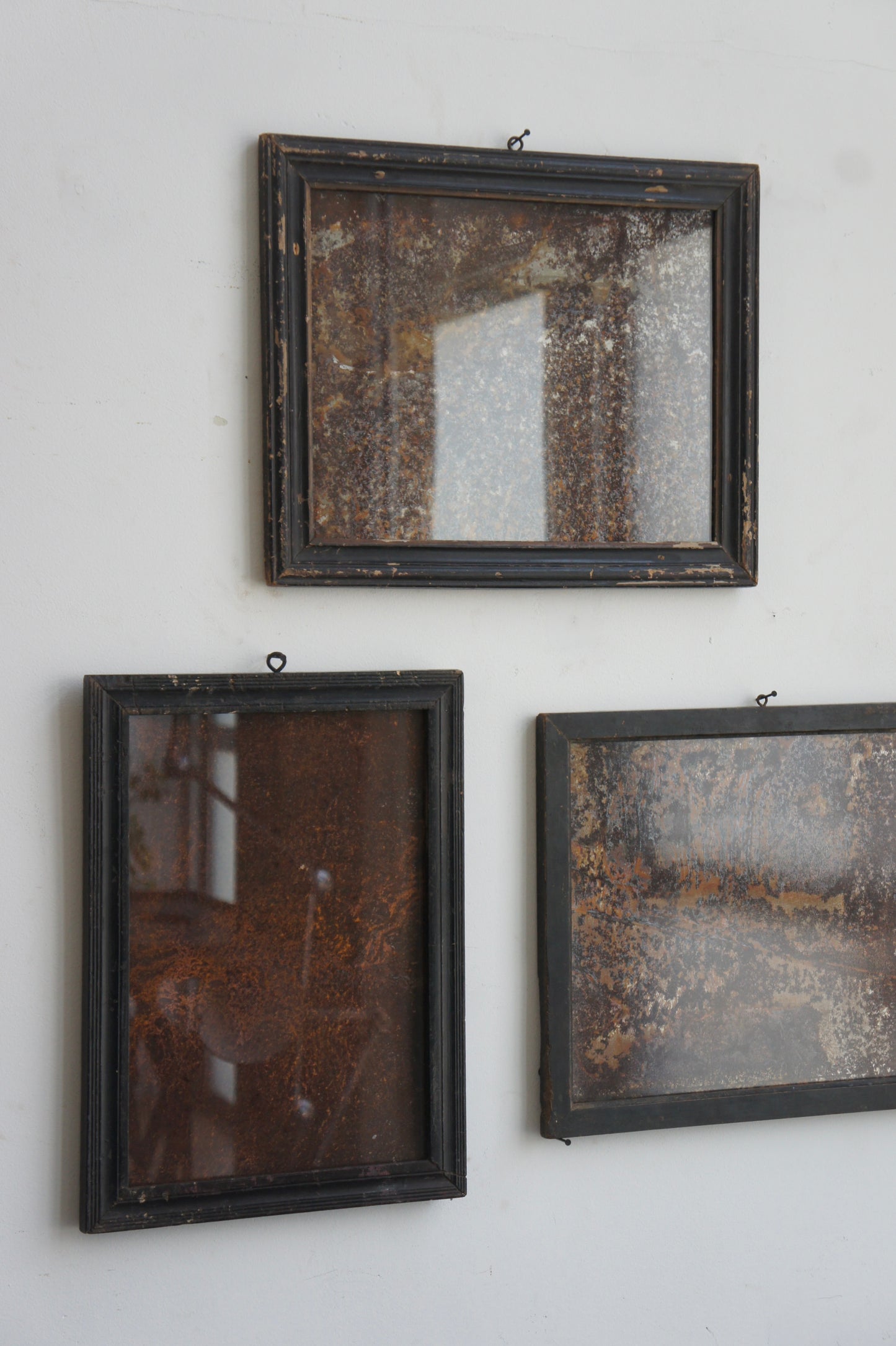 Frame with rusty iron plate A