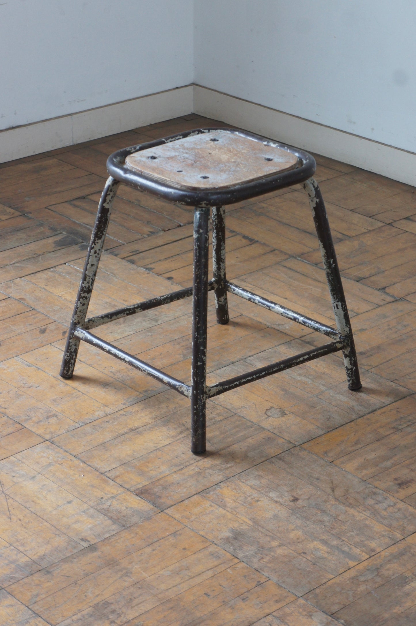 MILITARY Stool