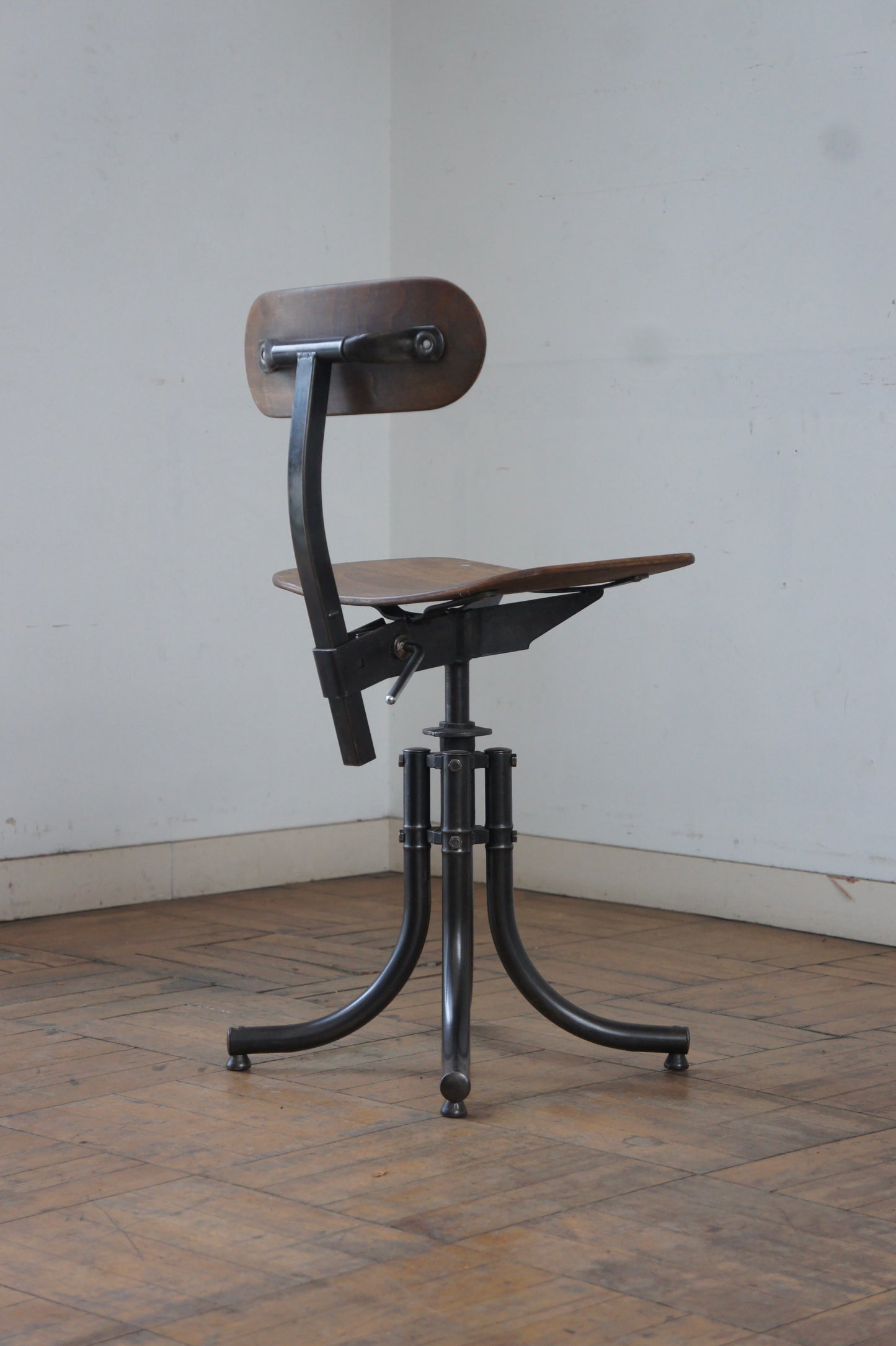 BIENAISE Chair N°232 / iron black