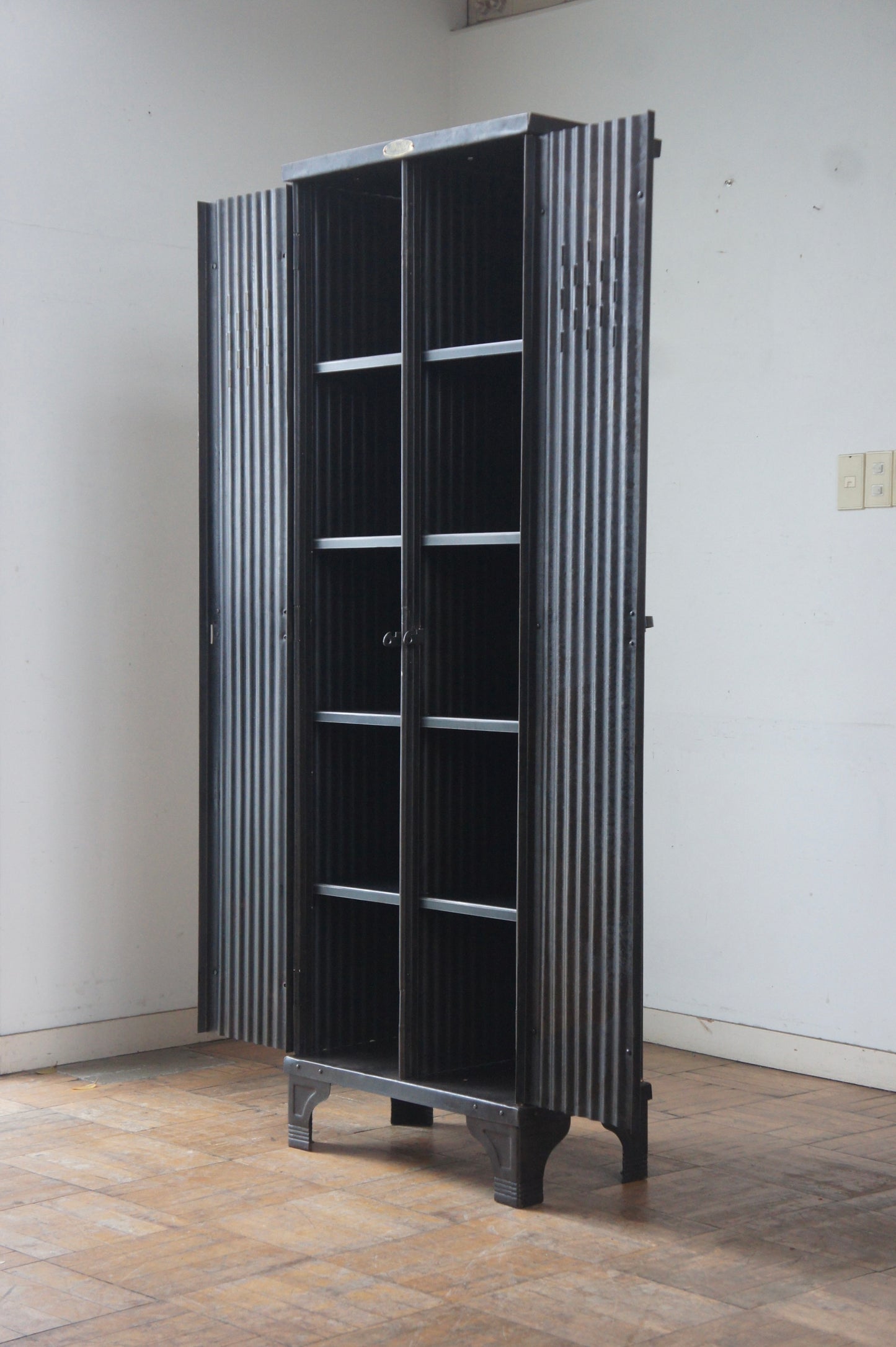 STRAFOR Industrial cabinet