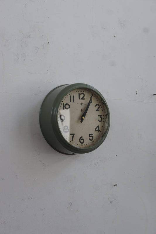 MARUTE Wall clock / green B