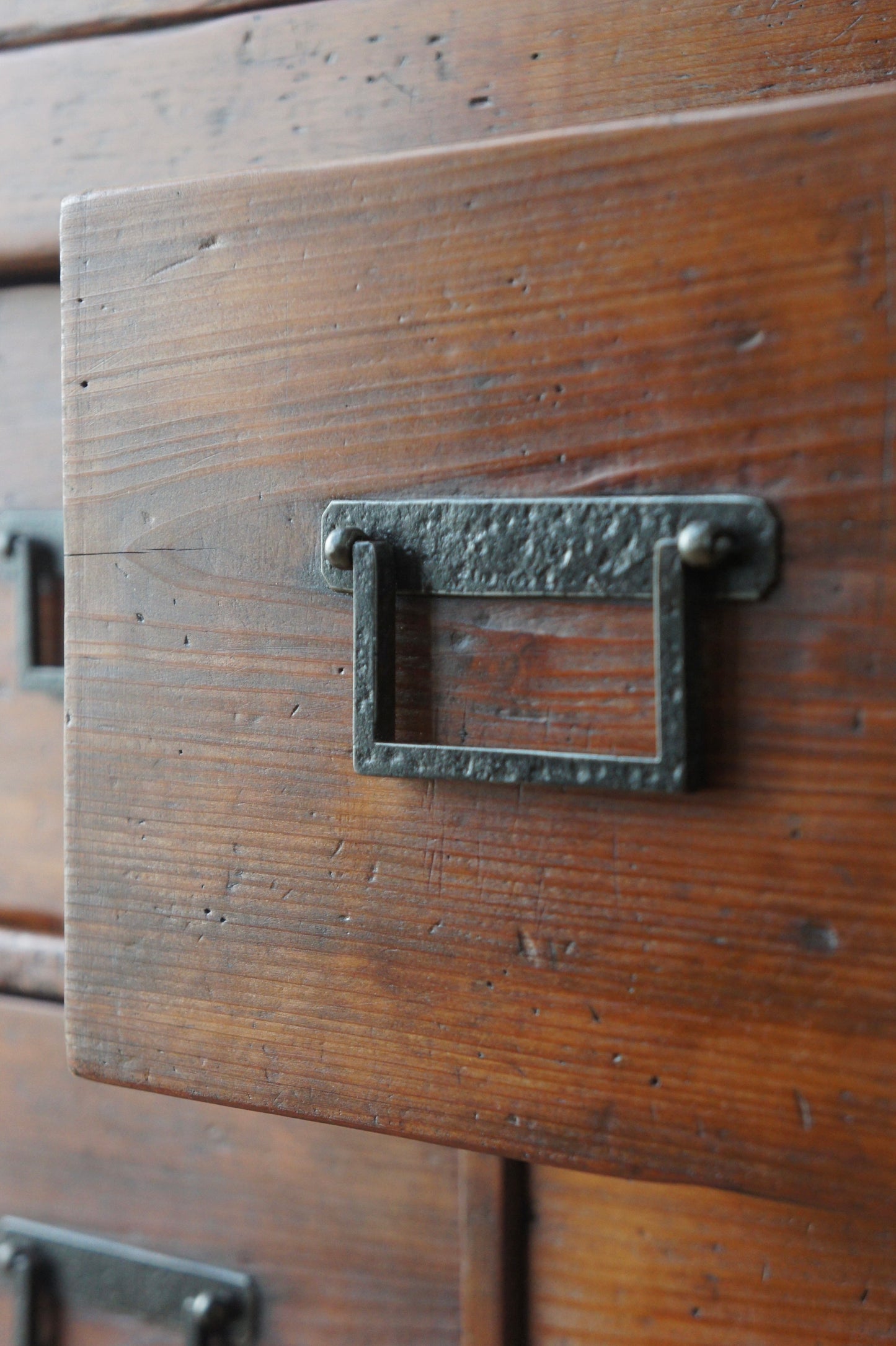 Pharmacy cabinet