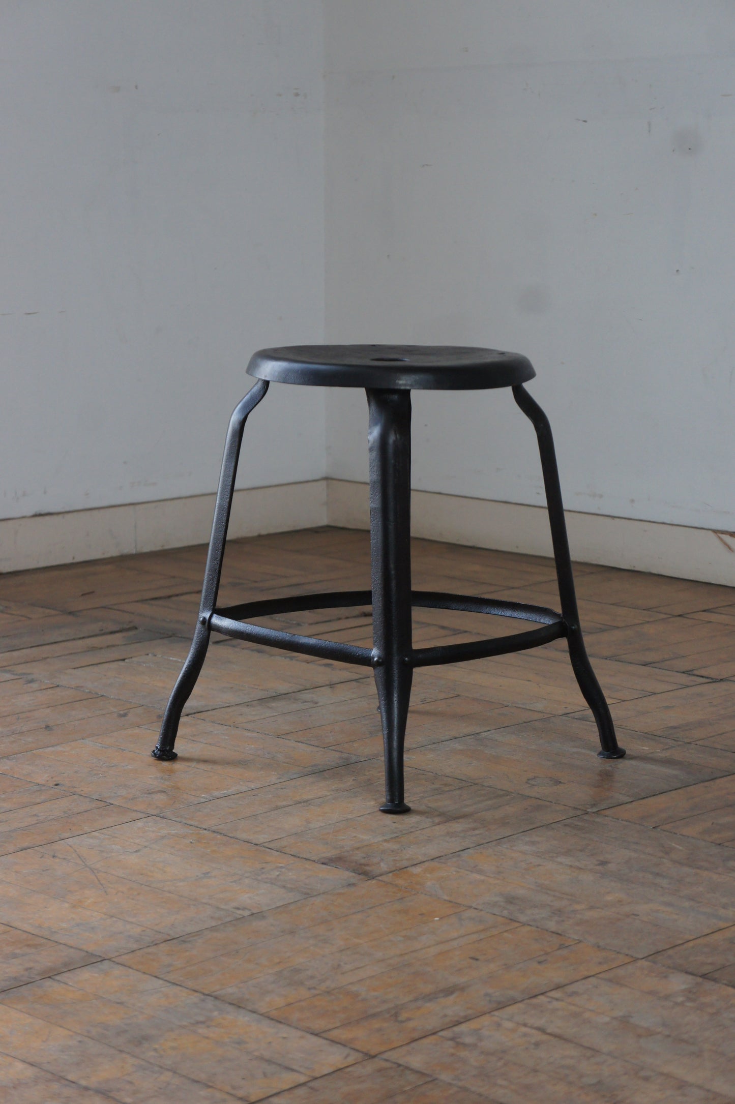 NICOLLE Stool 43