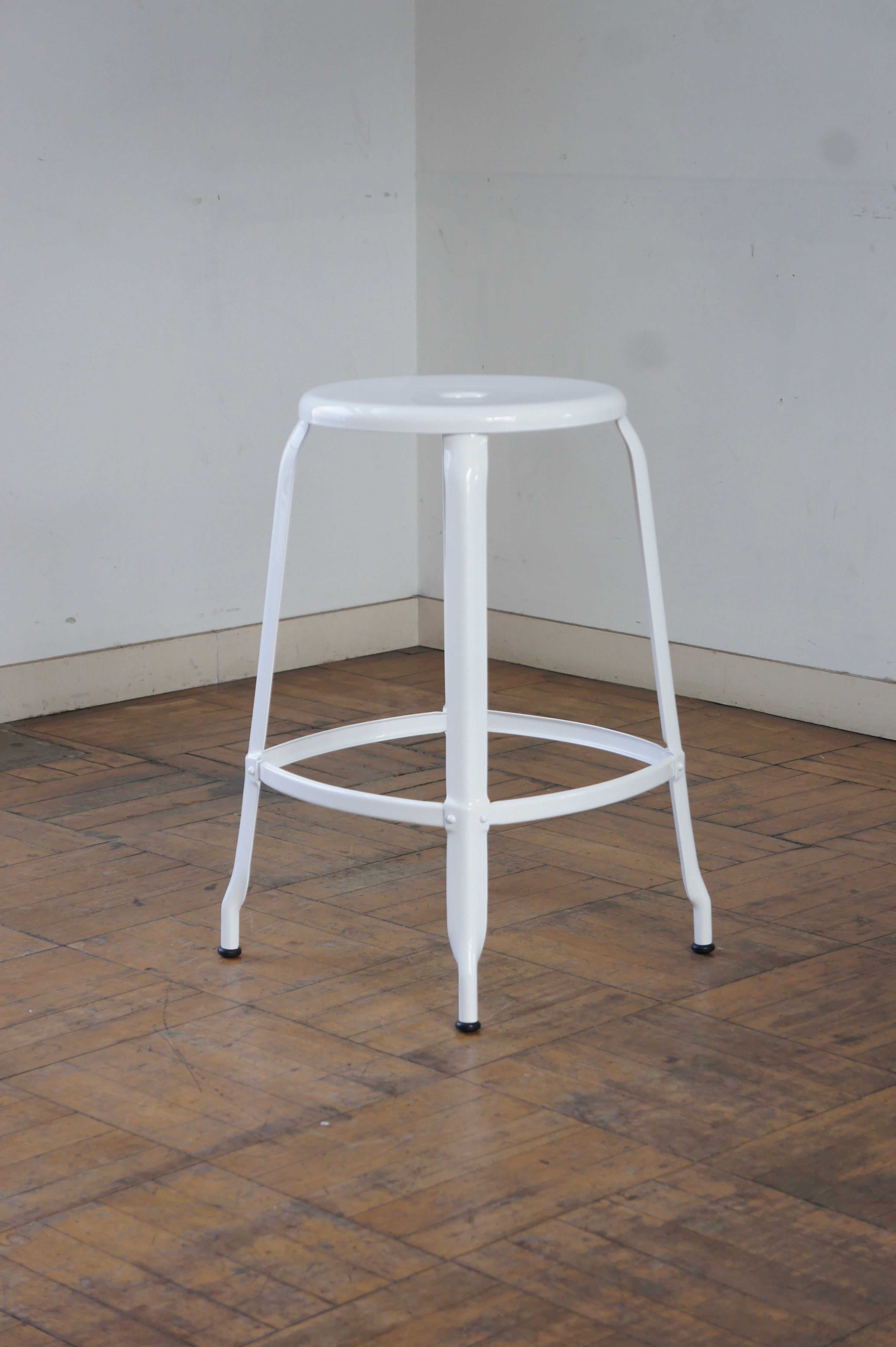 NICOLLE Stool H60 / White – fertravail