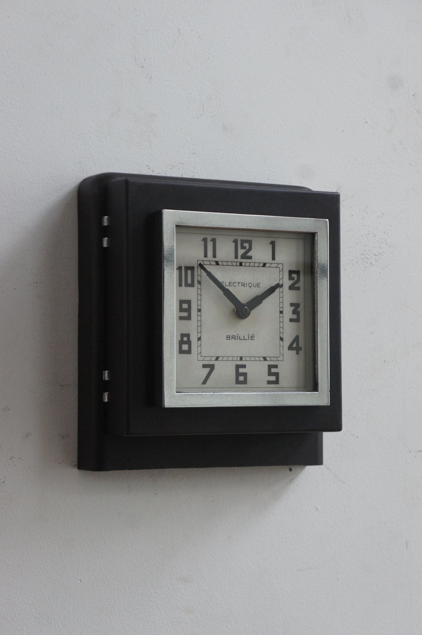 BRILLIÉ Wall clock / étages
