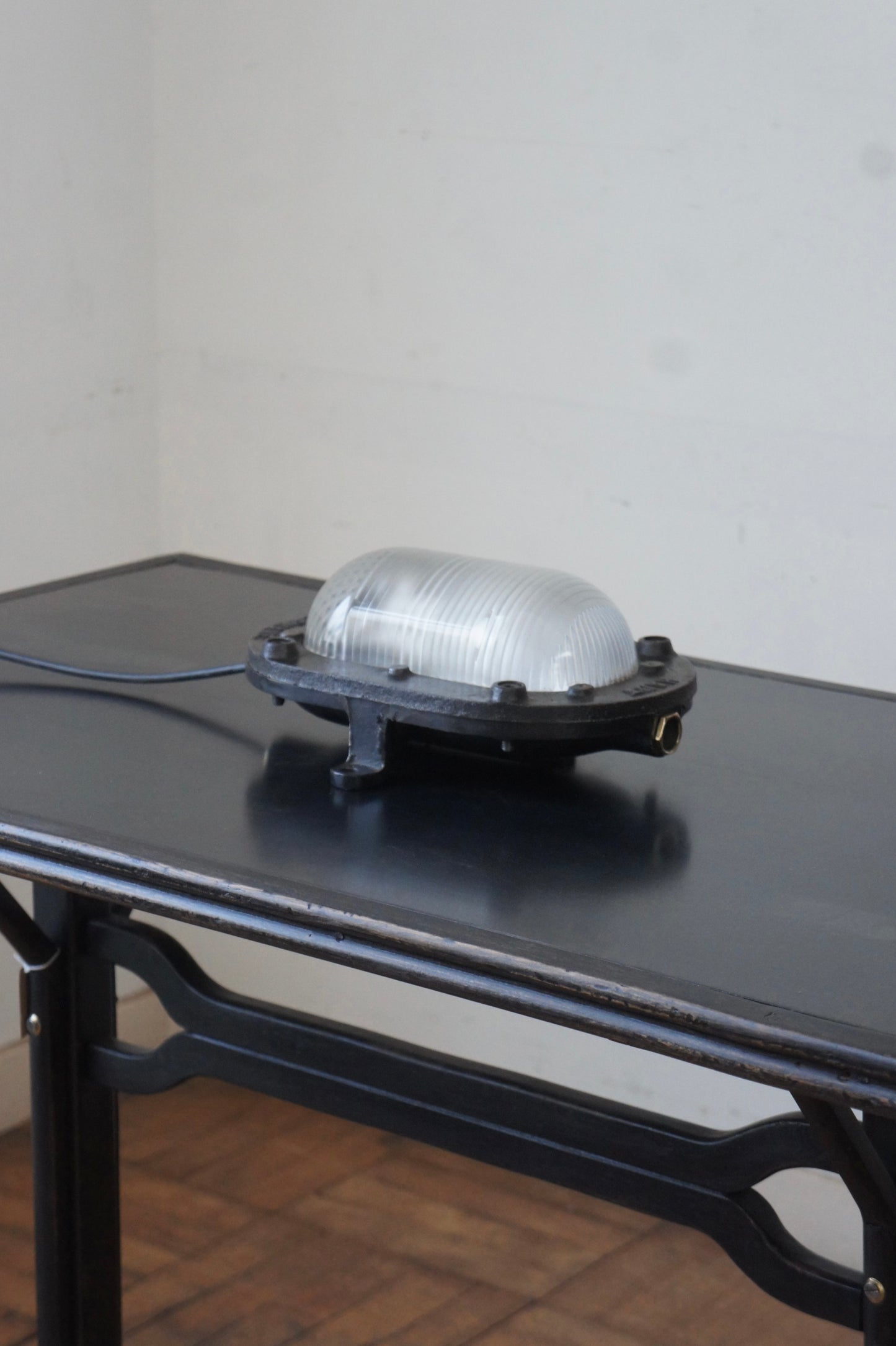 HOLOPHANE Bulkhead Light