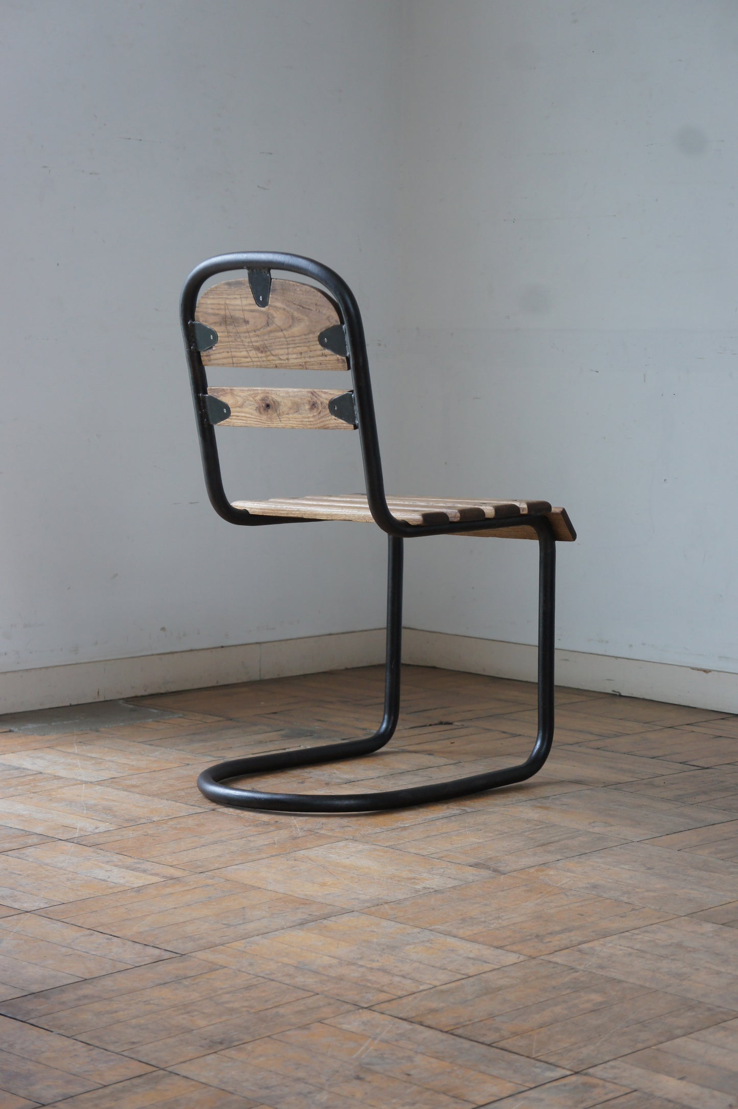 Cantilever Garden chair [A]