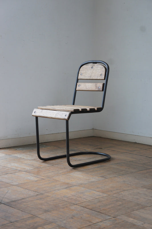 Cantilever Garden chair [B]