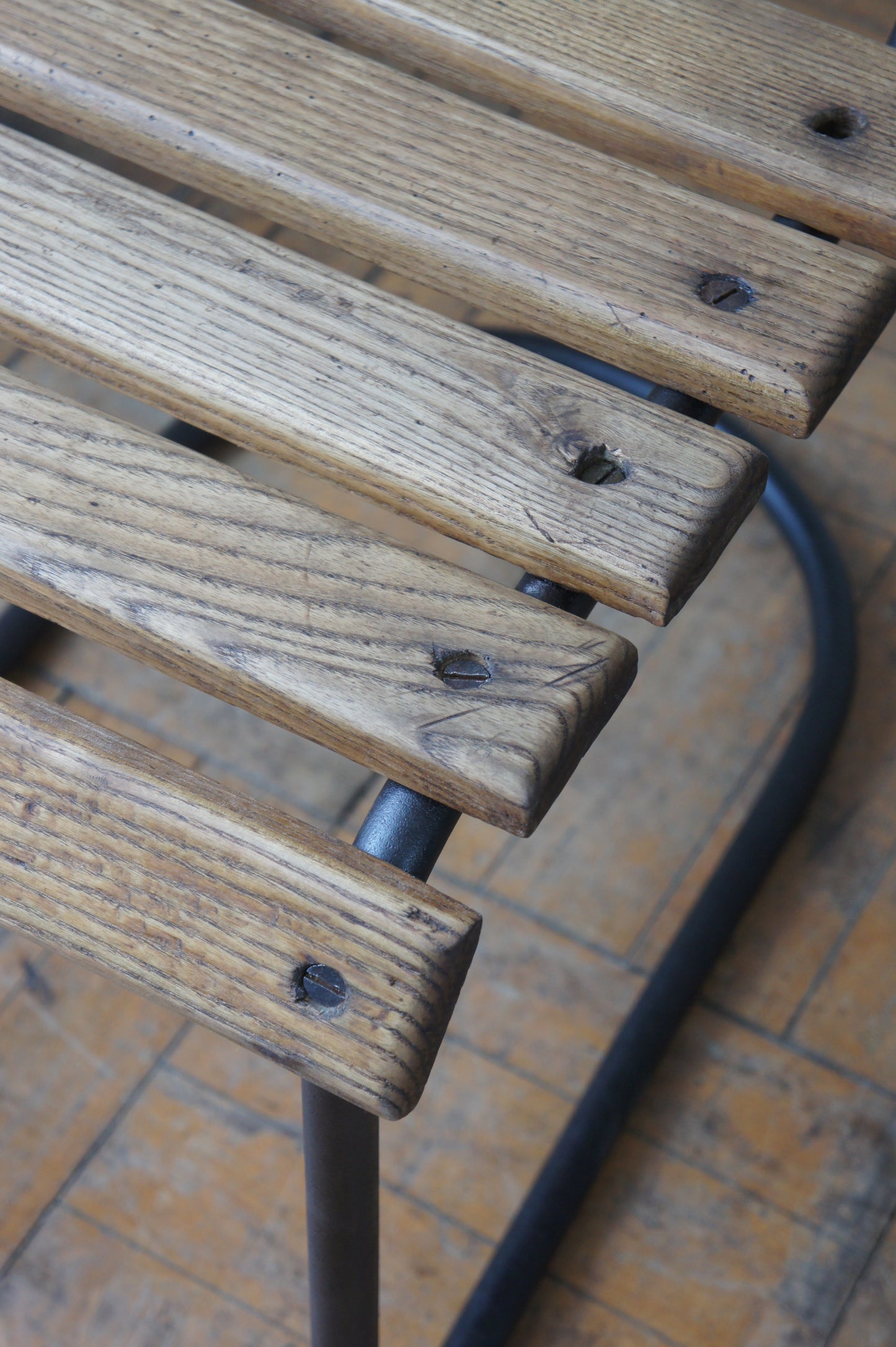 Cantilever Garden chair [B]
