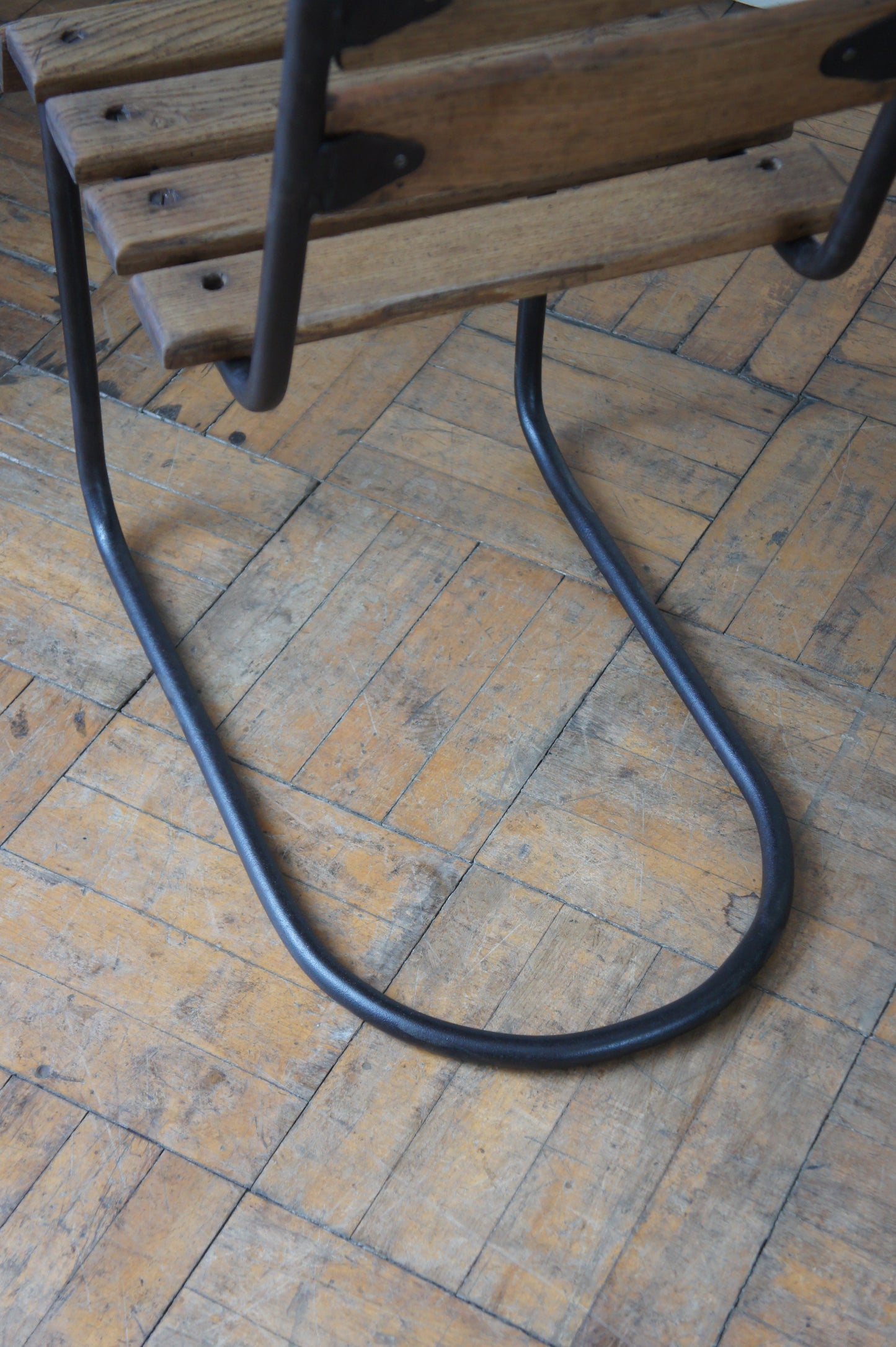 Cantilever Garden chair [B]
