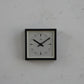 ATO Wall Clock / carré noir