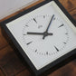 ATO Wall Clock / carré noir