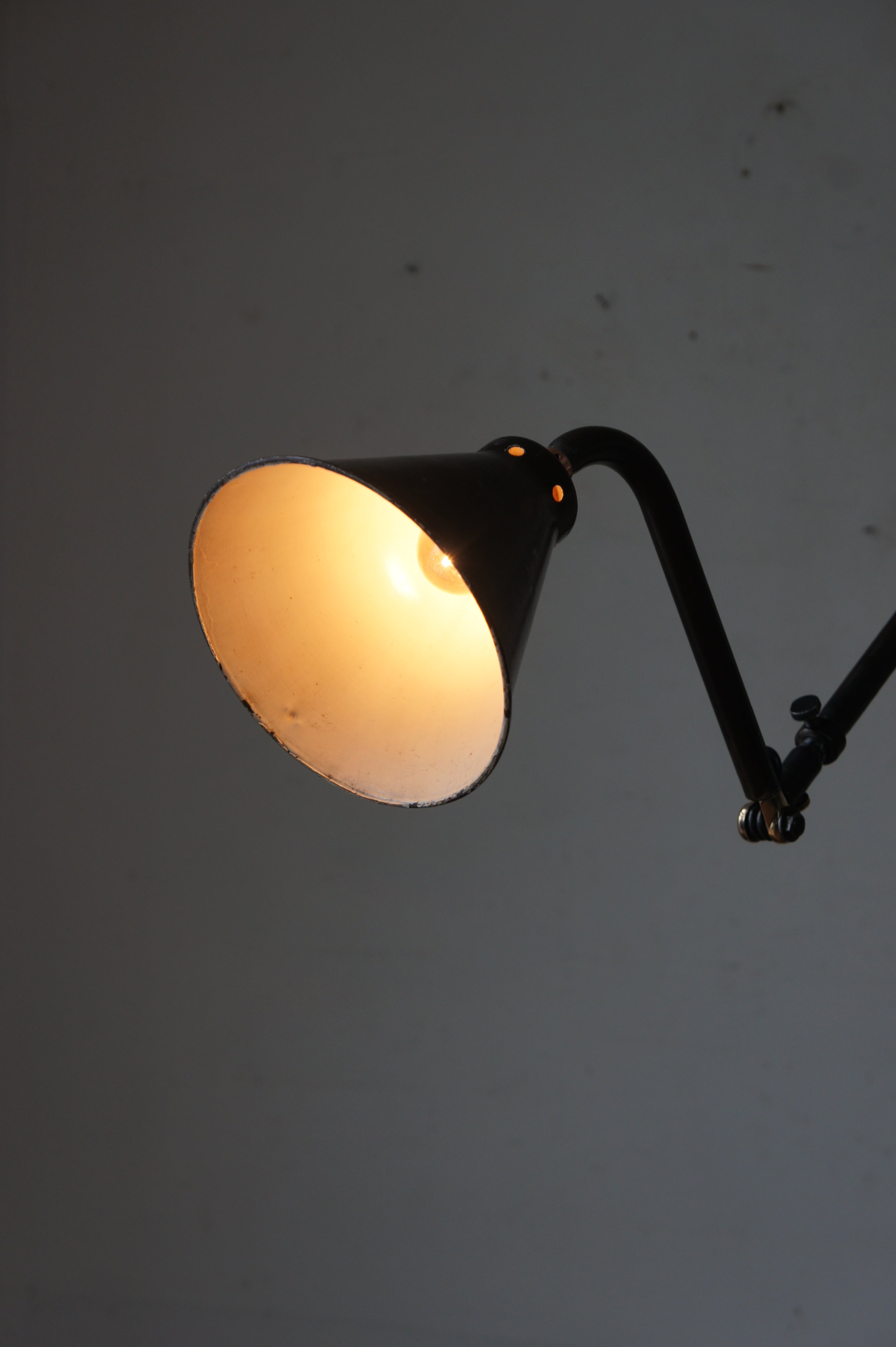 KI-E-KLAIR Floor Light – fertravail