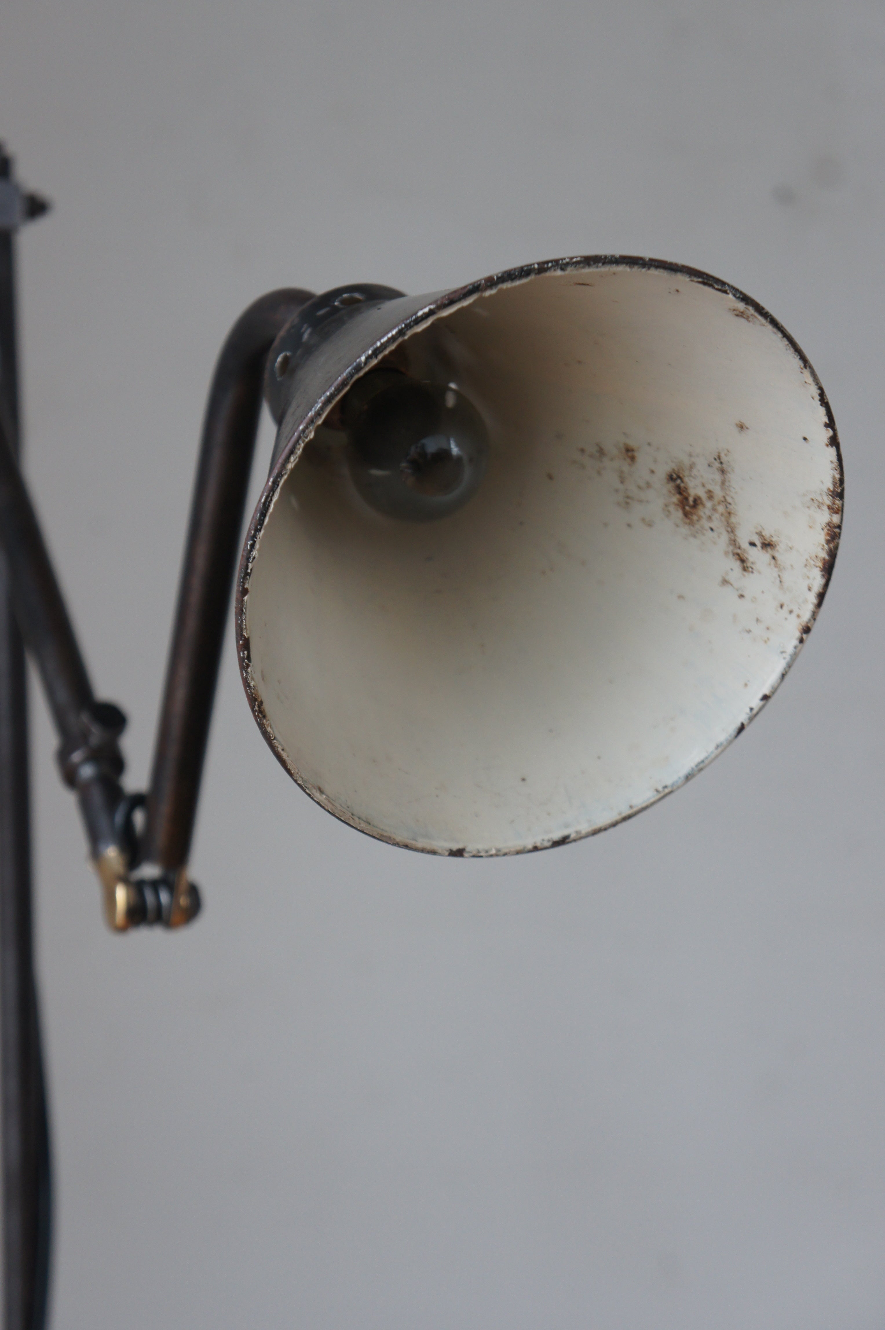 KI-E-KLAIR Floor Light – fertravail