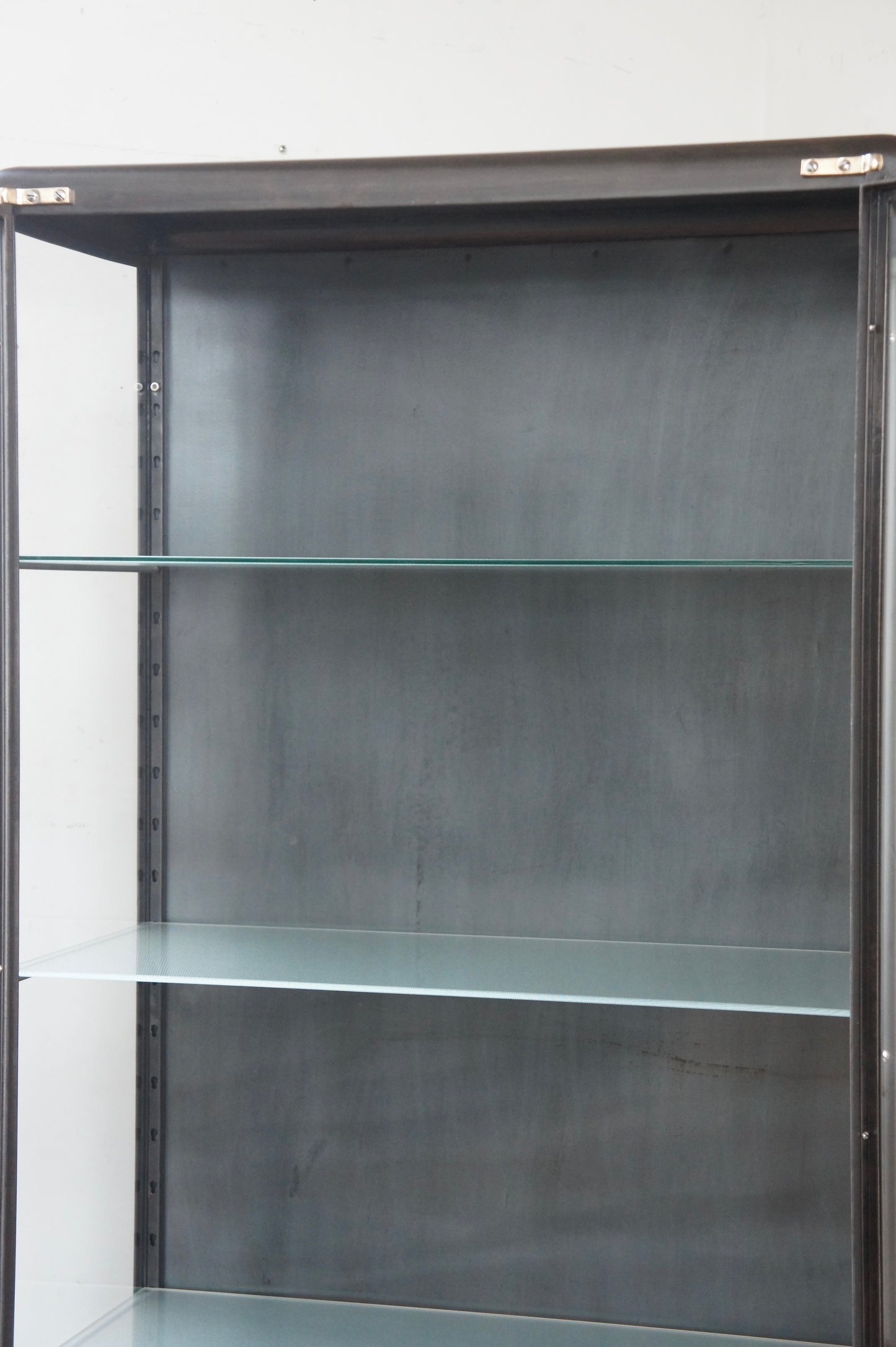 DUFFAUD Medical glass cabinet